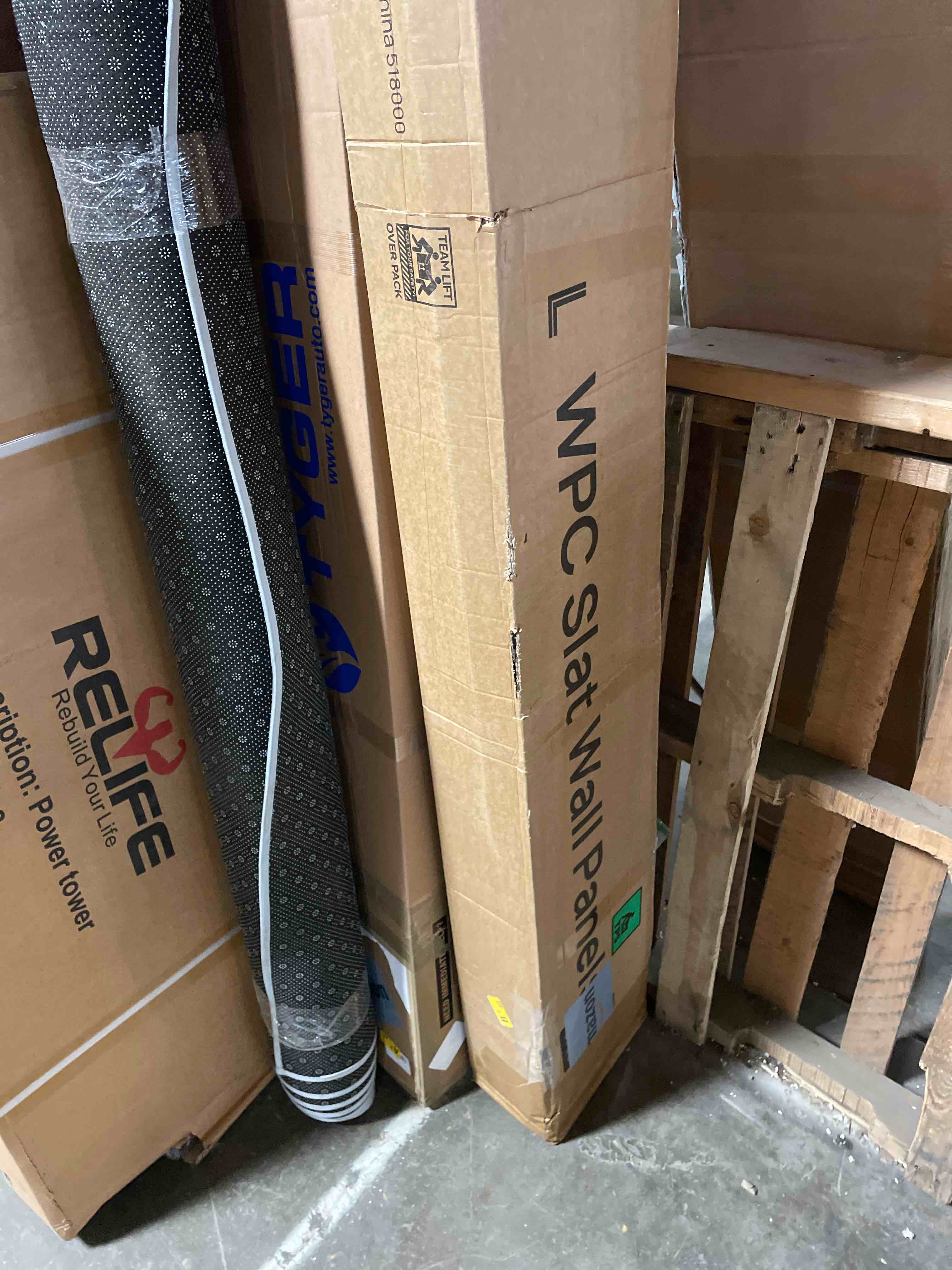 Condition photo showing New/Like New for wpc slat wall panels 8 pack 96" x 6.6", waterproof fluted wall paneling, accent 3d wall panel for wall decor, bathroom, bedroom, office - high grille oak (cover approx.35 sq.ft)