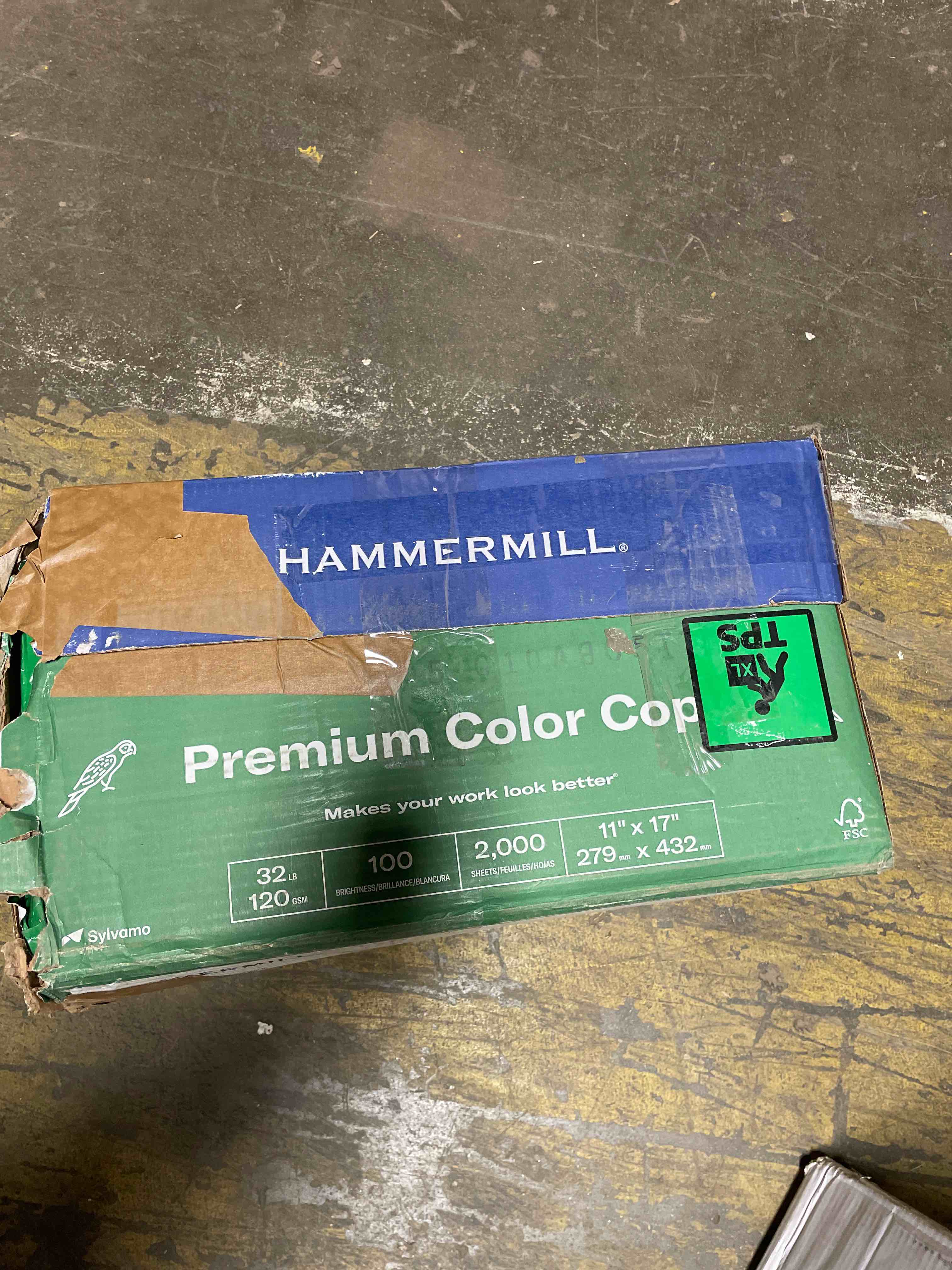 Condition photo showing New/Like New for hammermill printer paper, premium color 28 lb copy paper, 11 x 17-4 ream (2,000 sheets) - 100 bright, made in the usa, 102541c