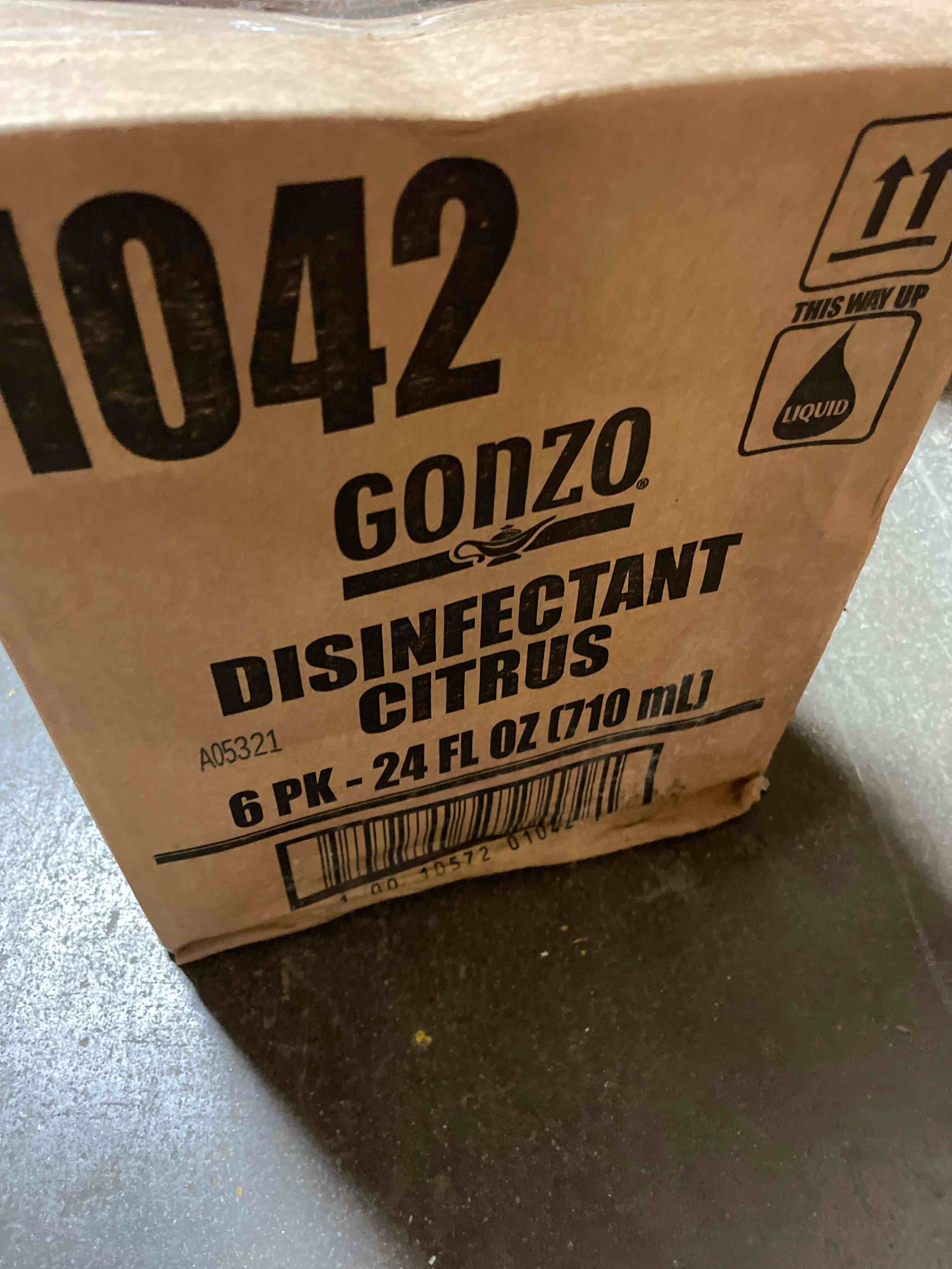 Condition photo showing New/Like New for weiman gonzo desinfectant citrus 24fl + free microfiber cleaning cloth ( 6 pack)