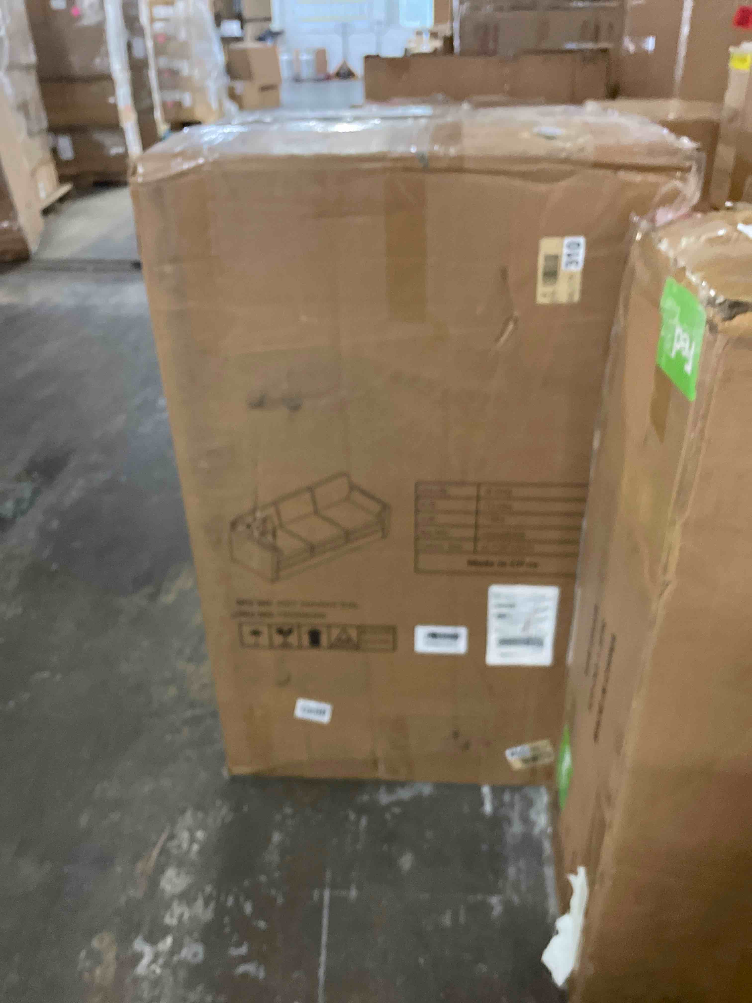 https://s3.amazonaws.com/lotting-images-prod/phillipi/GRA2238251_1776797725012.jpeg