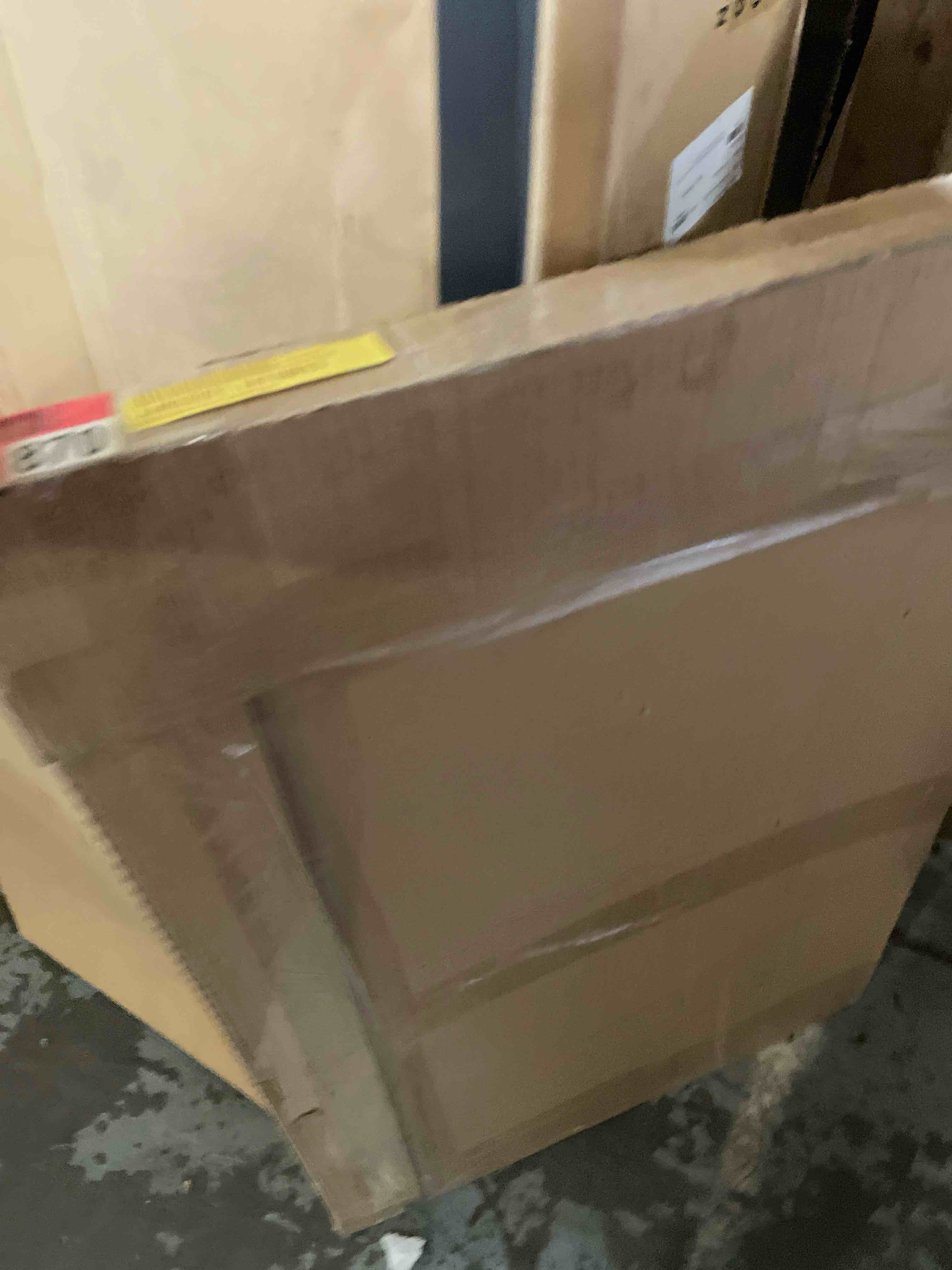 https://s3.amazonaws.com/lotting-images-prod/phillipi/GRA2238266_1776791285543.jpeg