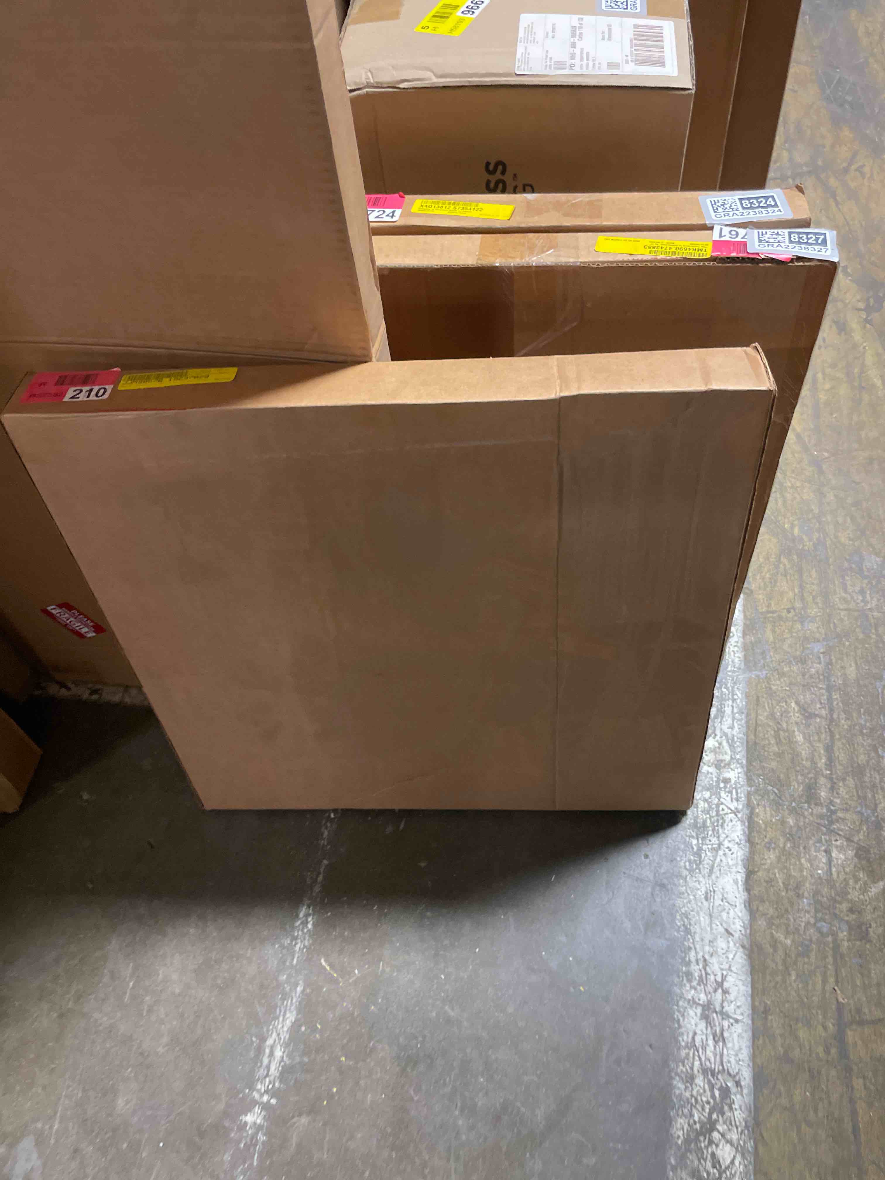 Condition photo showing New/Like New for beach chairs 1 " by stellar