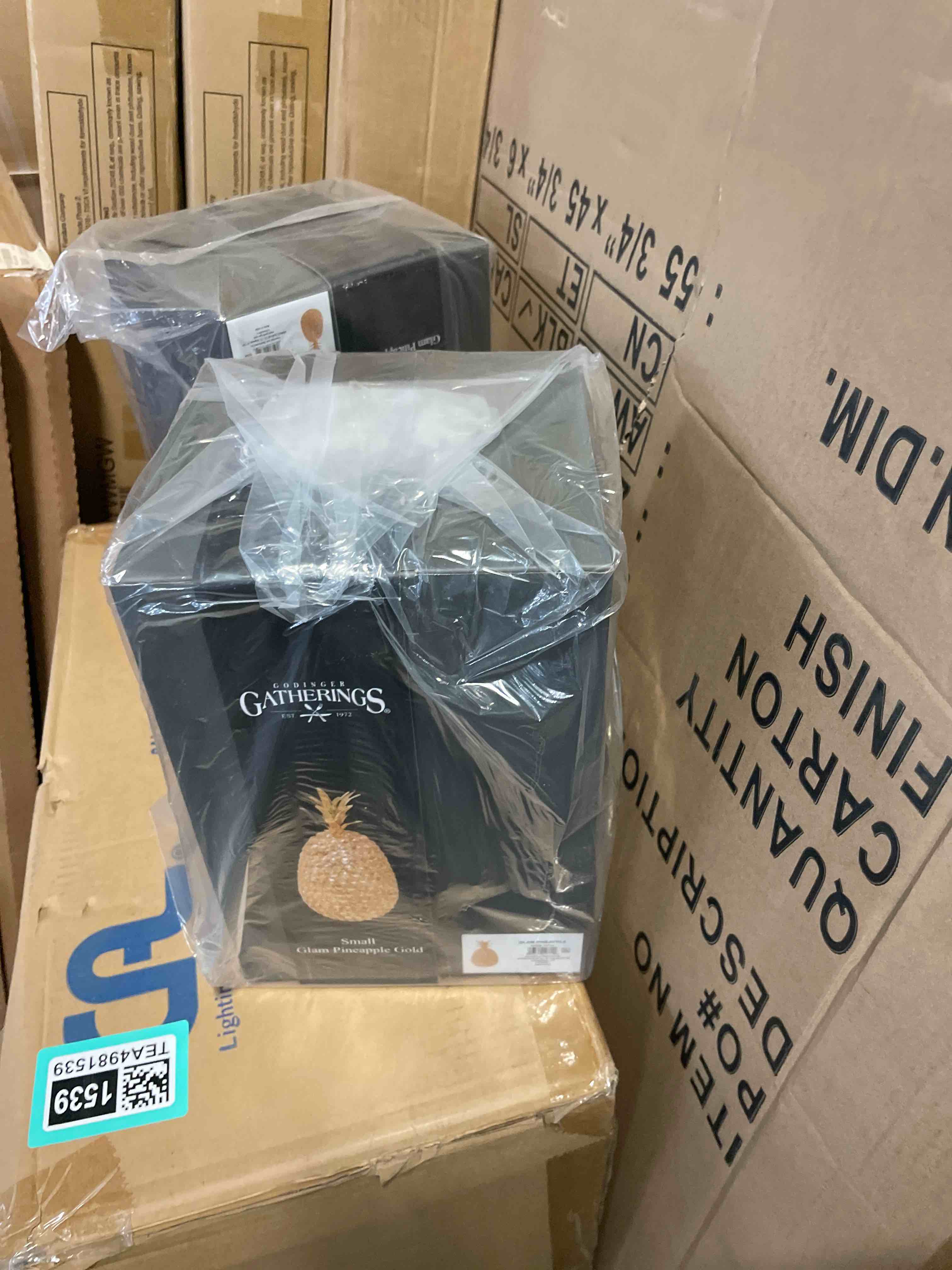 Condition photo showing New/Like New for godinger glam pineapple fruit holiday decoration - gold