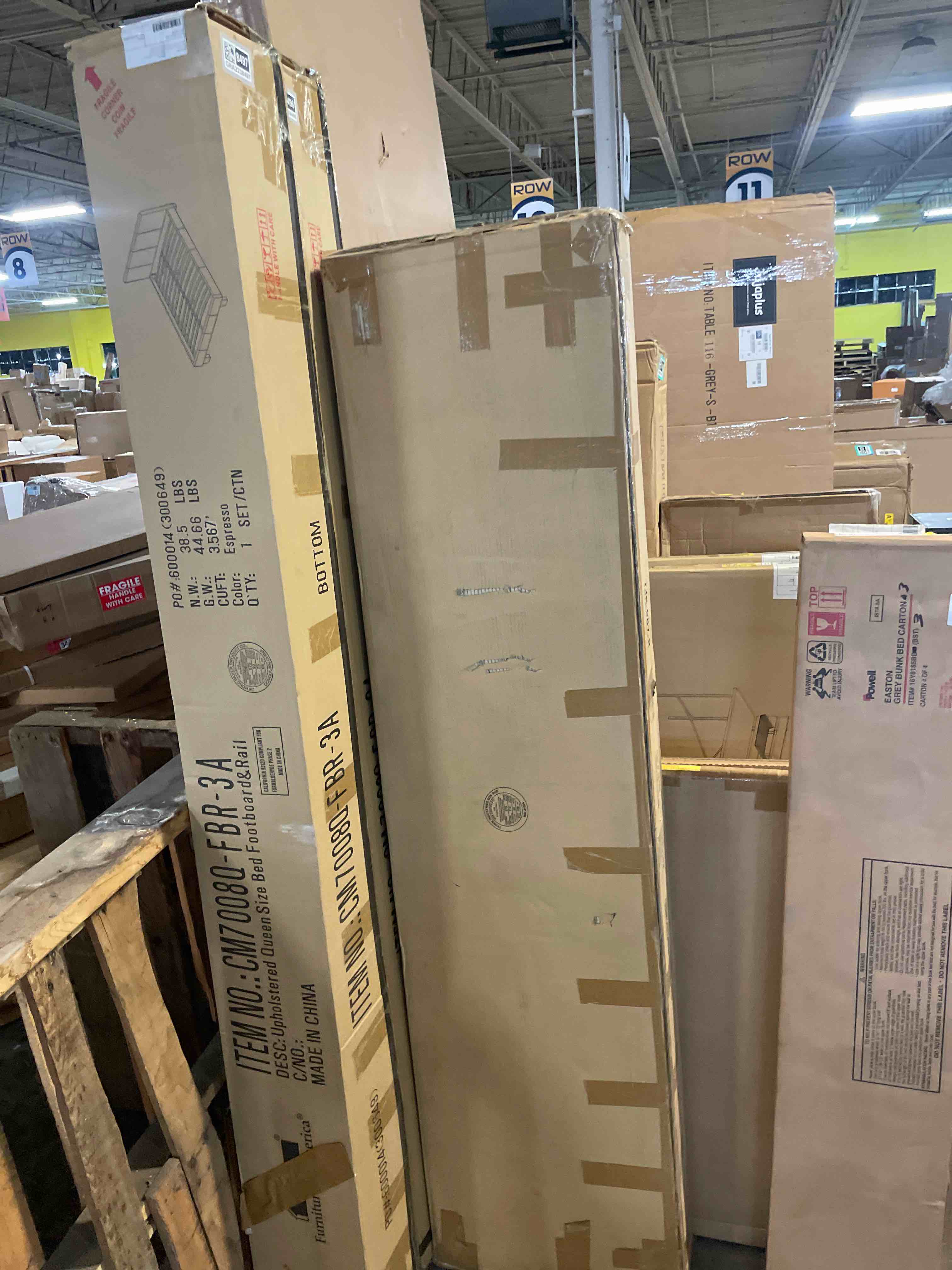 Condition photo showing New/Like New for corliving - jackson extra wide tv stand, for tvs up to 85" - espresso