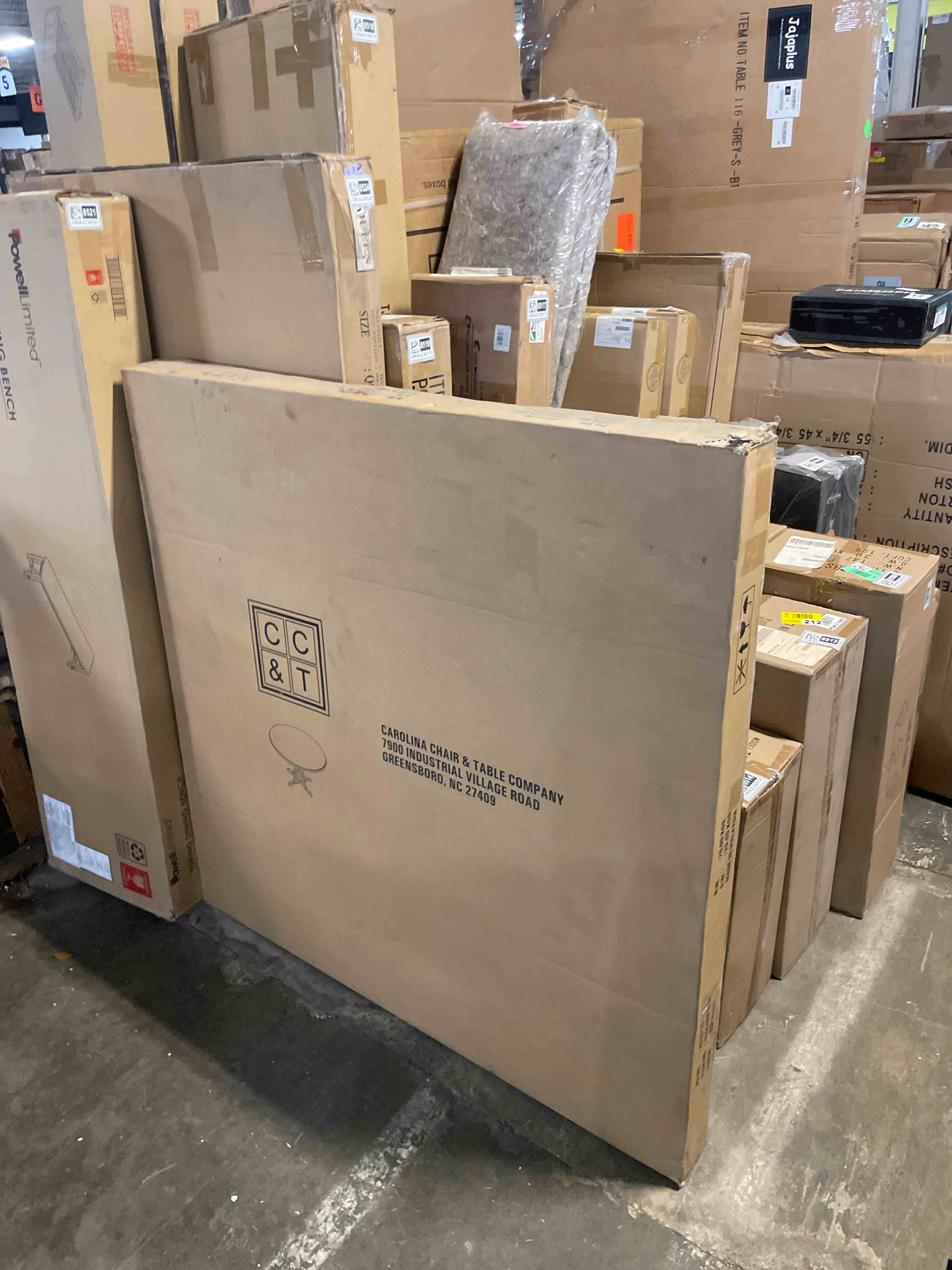 Condition photo showing Good Condition for roundhill furniture havre pedestal base round dining table - espresso (table top only)