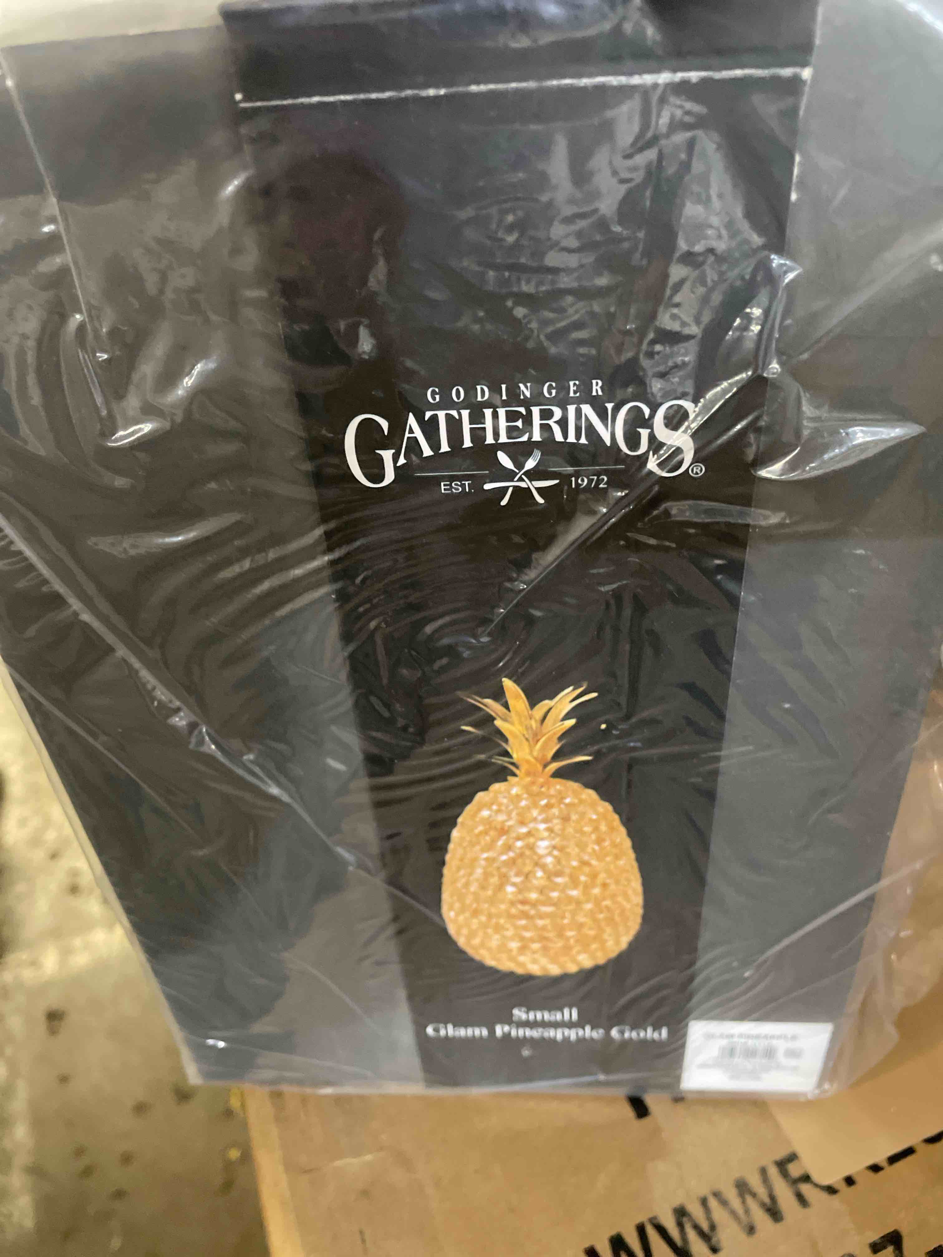 Condition photo showing New/Like New for godinger glam pineapple fruit holiday decoration - gold