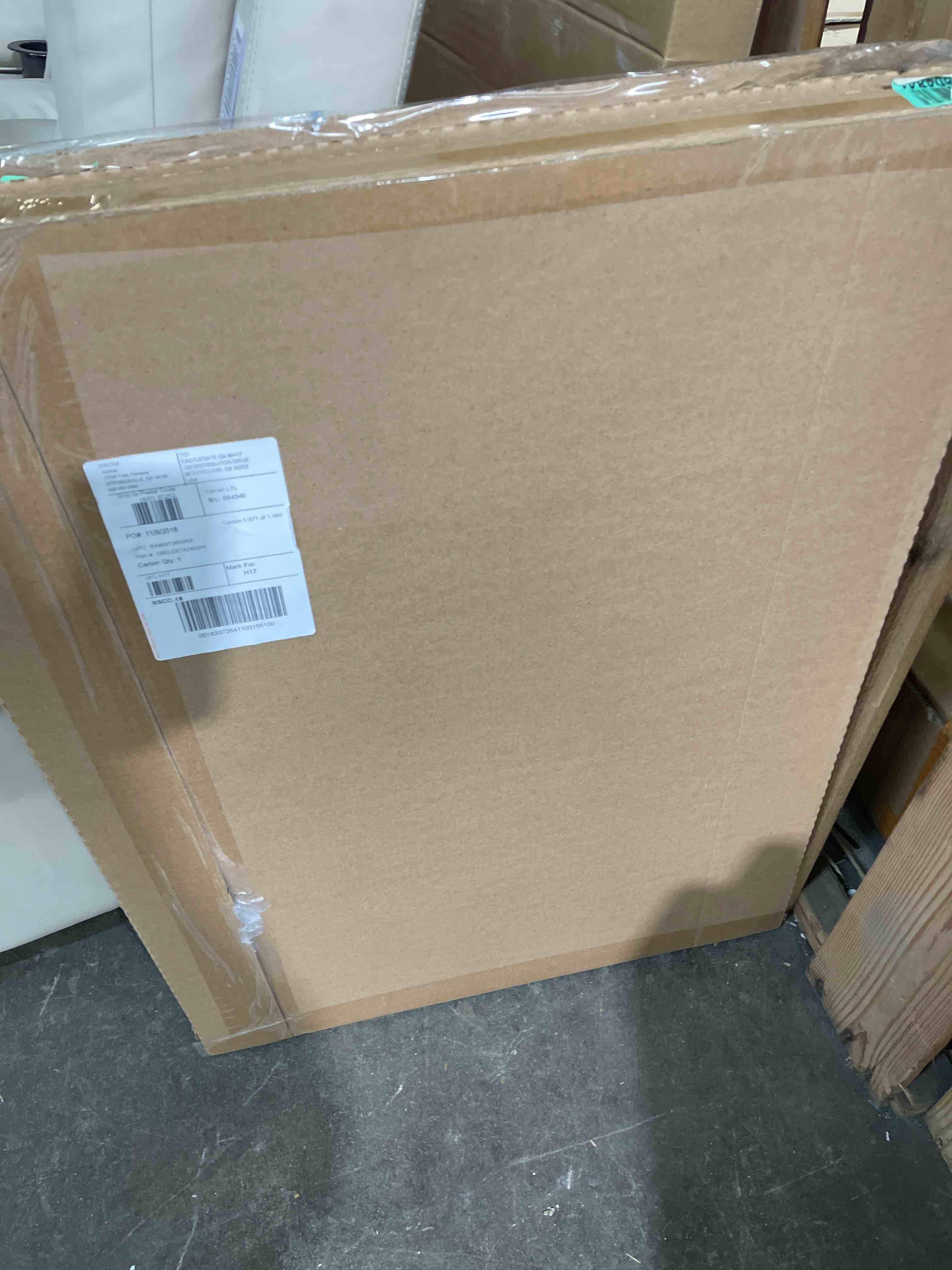 Condition photo showing New/Like New for snow drift gallery wrapped canvas