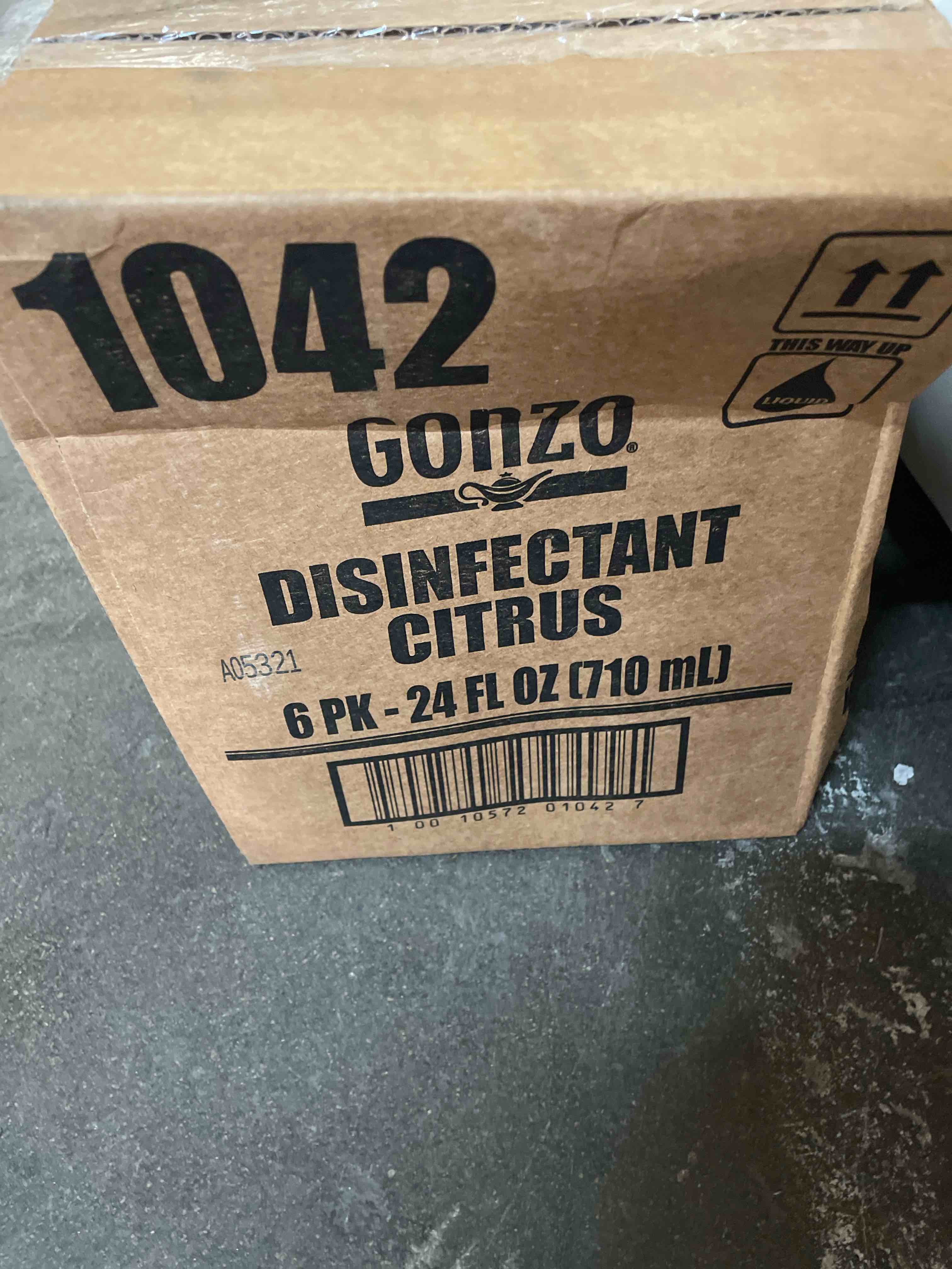 Condition photo showing New/Like New for weiman gonzo desinfectant citrus 24fl + free microfiber cleaning cloth (6 pack)