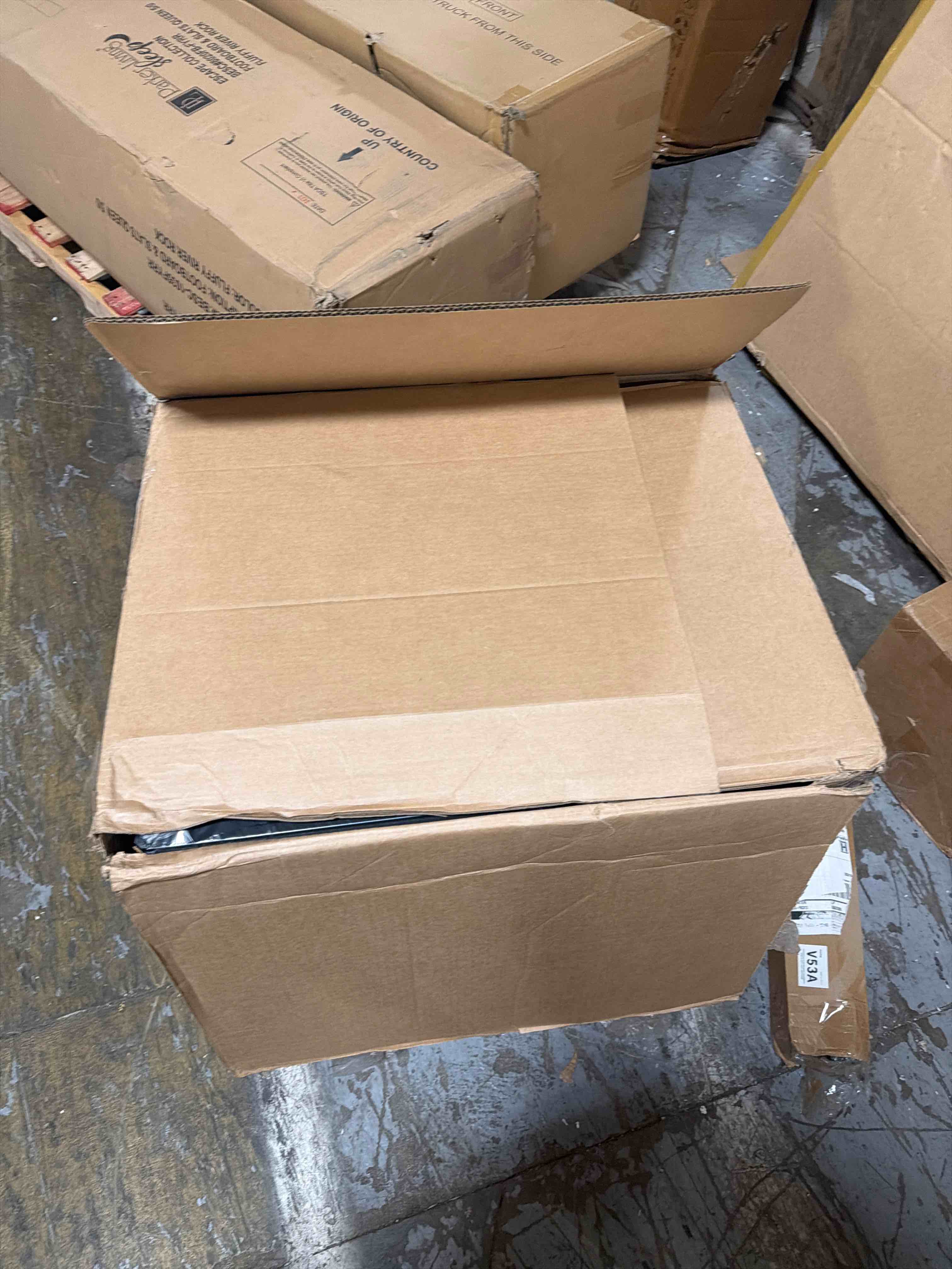https://s3.amazonaws.com/lotting-images-prod/phillipi/GRA2238975_1777558987637.jpeg