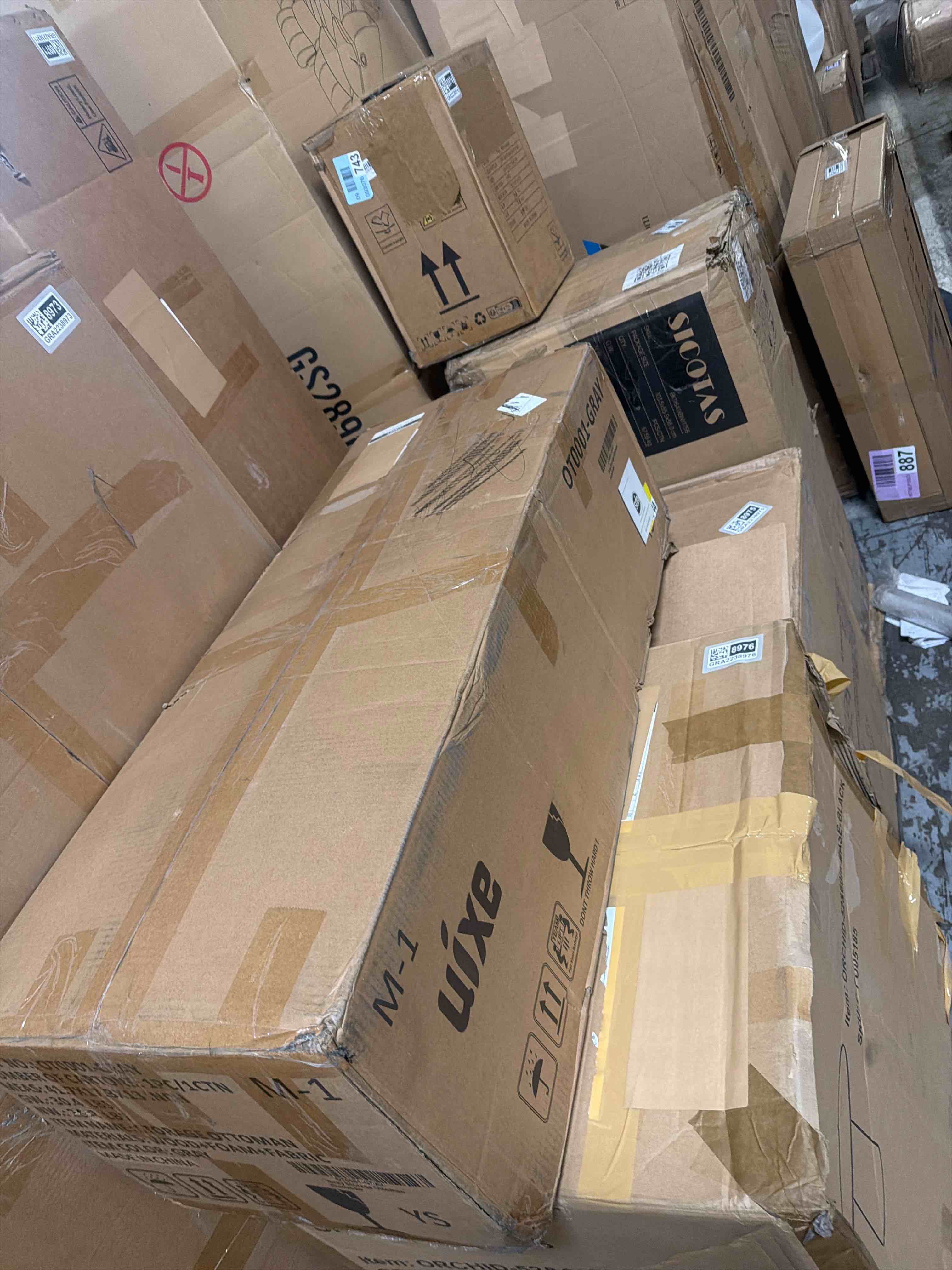 https://s3.amazonaws.com/lotting-images-prod/phillipi/GRA2238980_1777560806233.jpeg