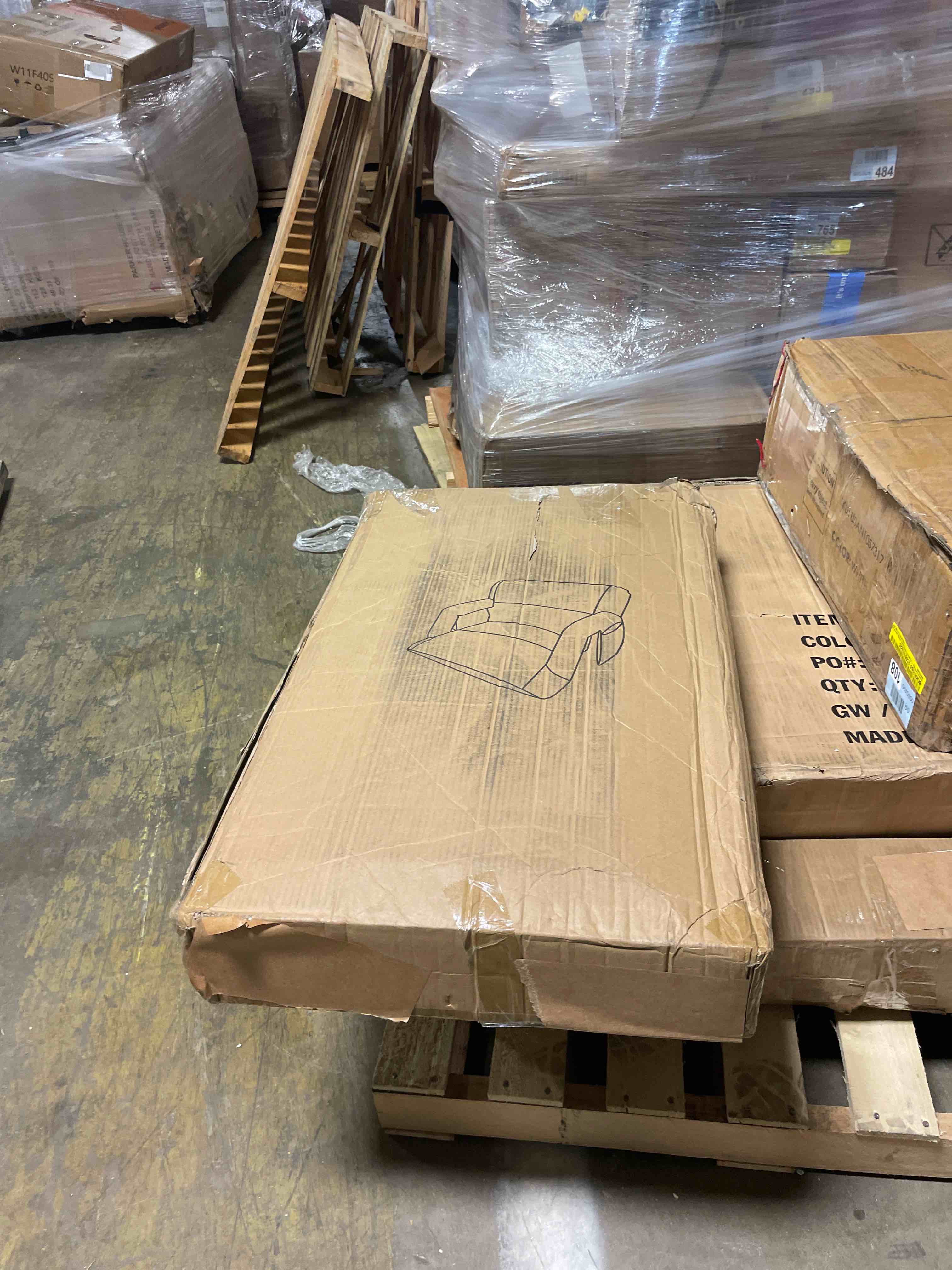 https://s3.amazonaws.com/lotting-images-prod/phillipi/GRA2239696_1757425790534.jpeg