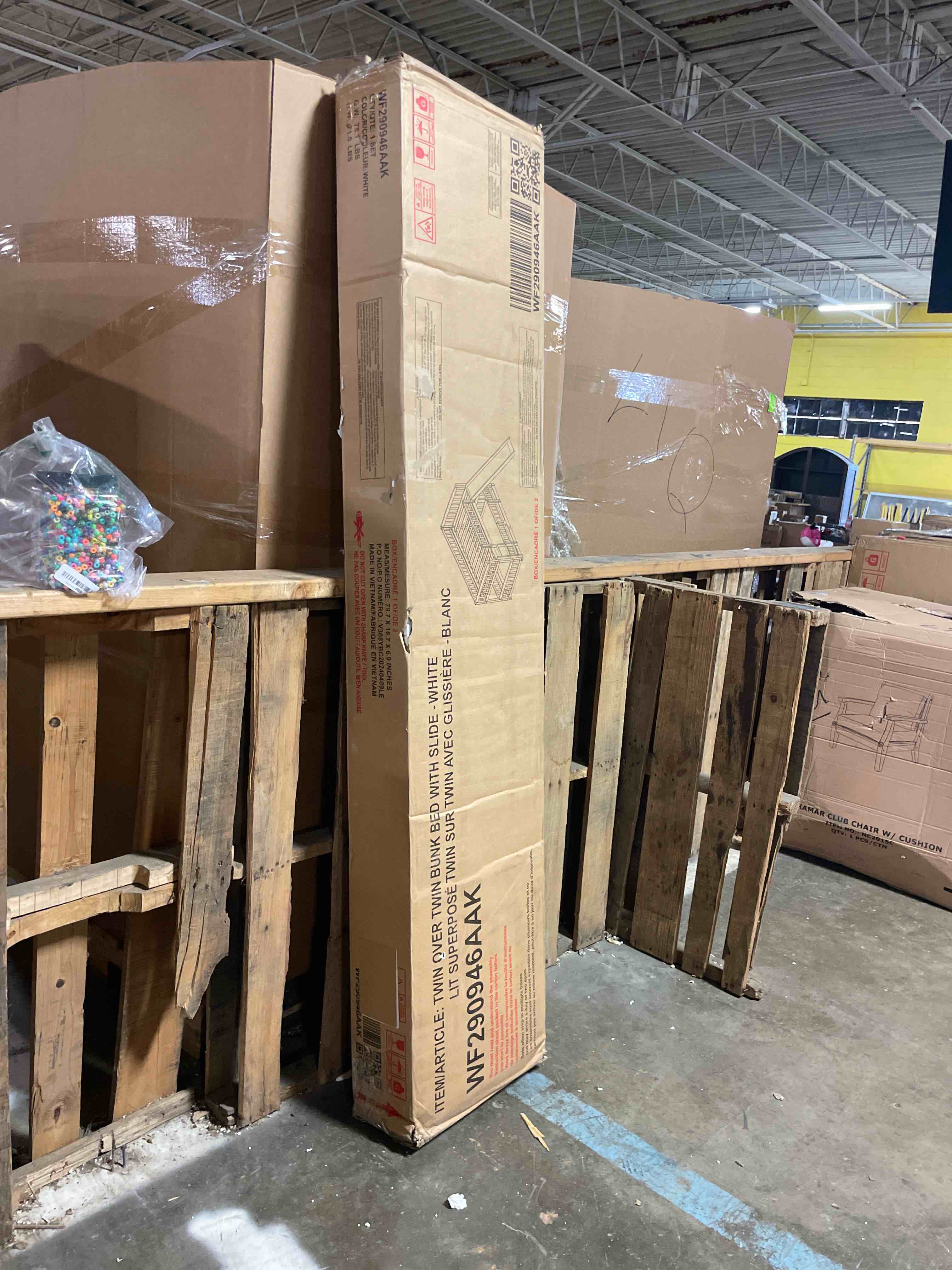 https://s3.amazonaws.com/lotting-images-prod/phillipi/GRA2239731_1757442146716.jpeg