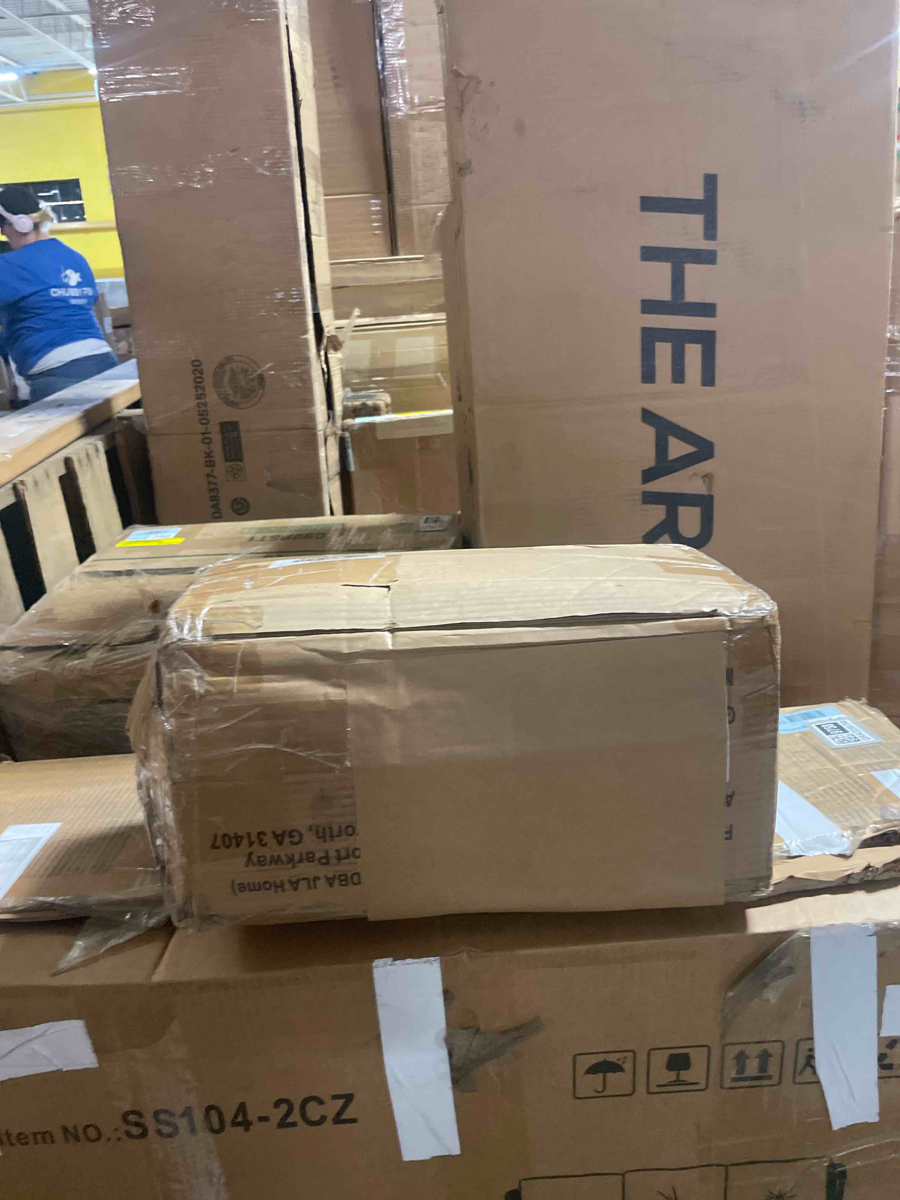 https://s3.amazonaws.com/lotting-images-prod/phillipi/GRA2239760_1757525742622.jpeg