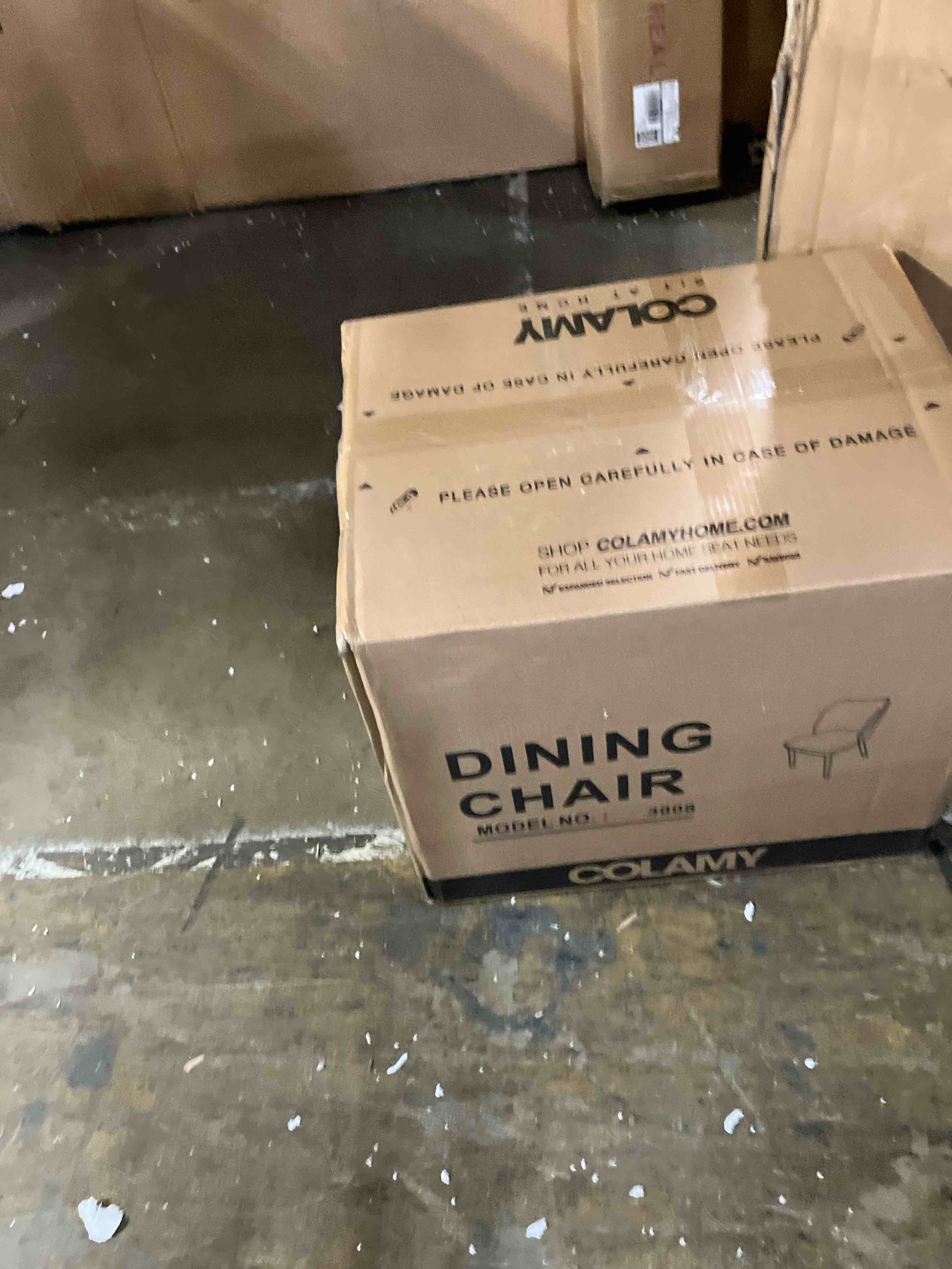 https://s3.amazonaws.com/lotting-images-prod/phillipi/GRA2239956_1758895334350.jpeg
