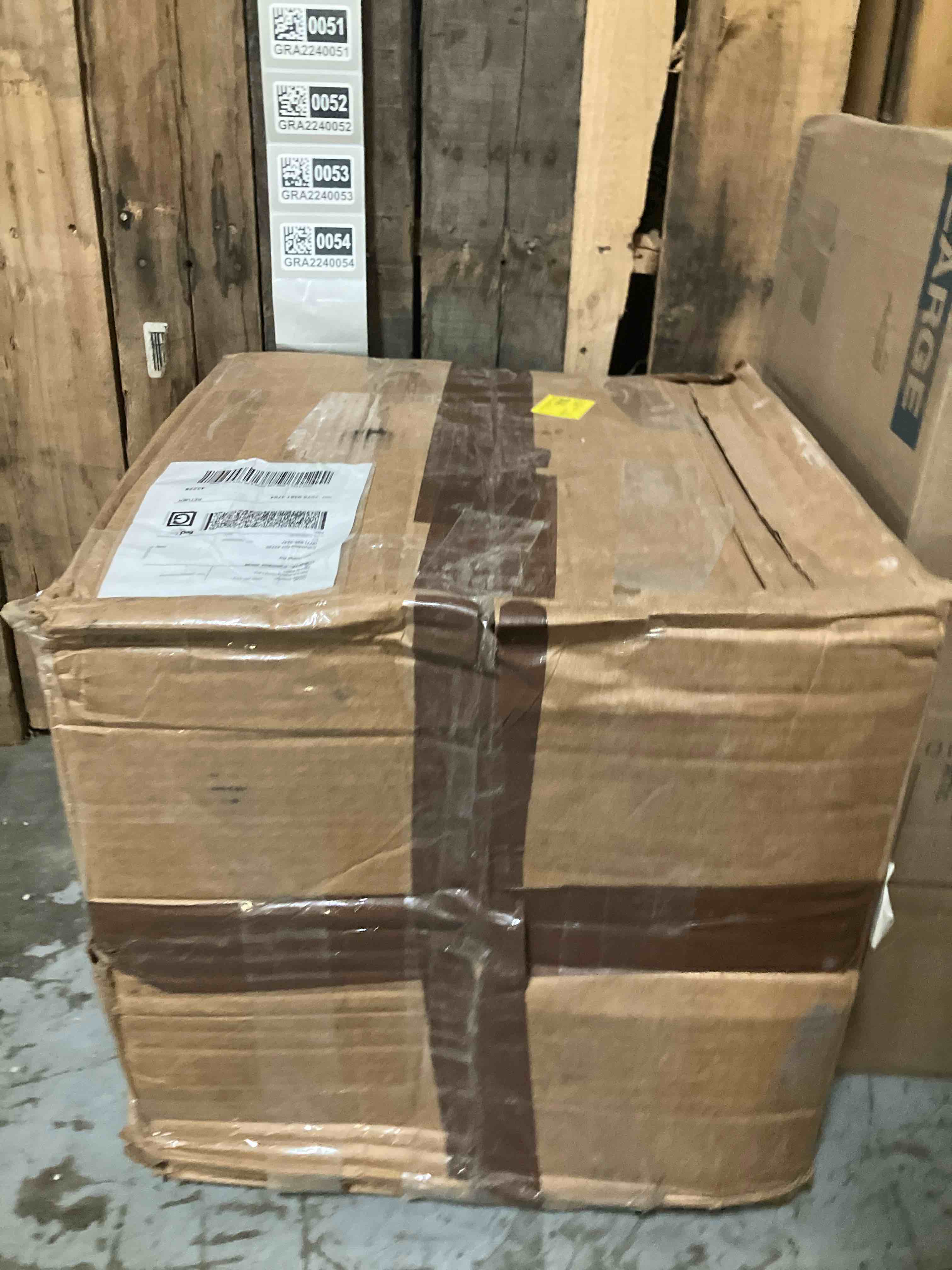 https://s3.amazonaws.com/lotting-images-prod/phillipi/GRA2240054_1758918815938.jpeg