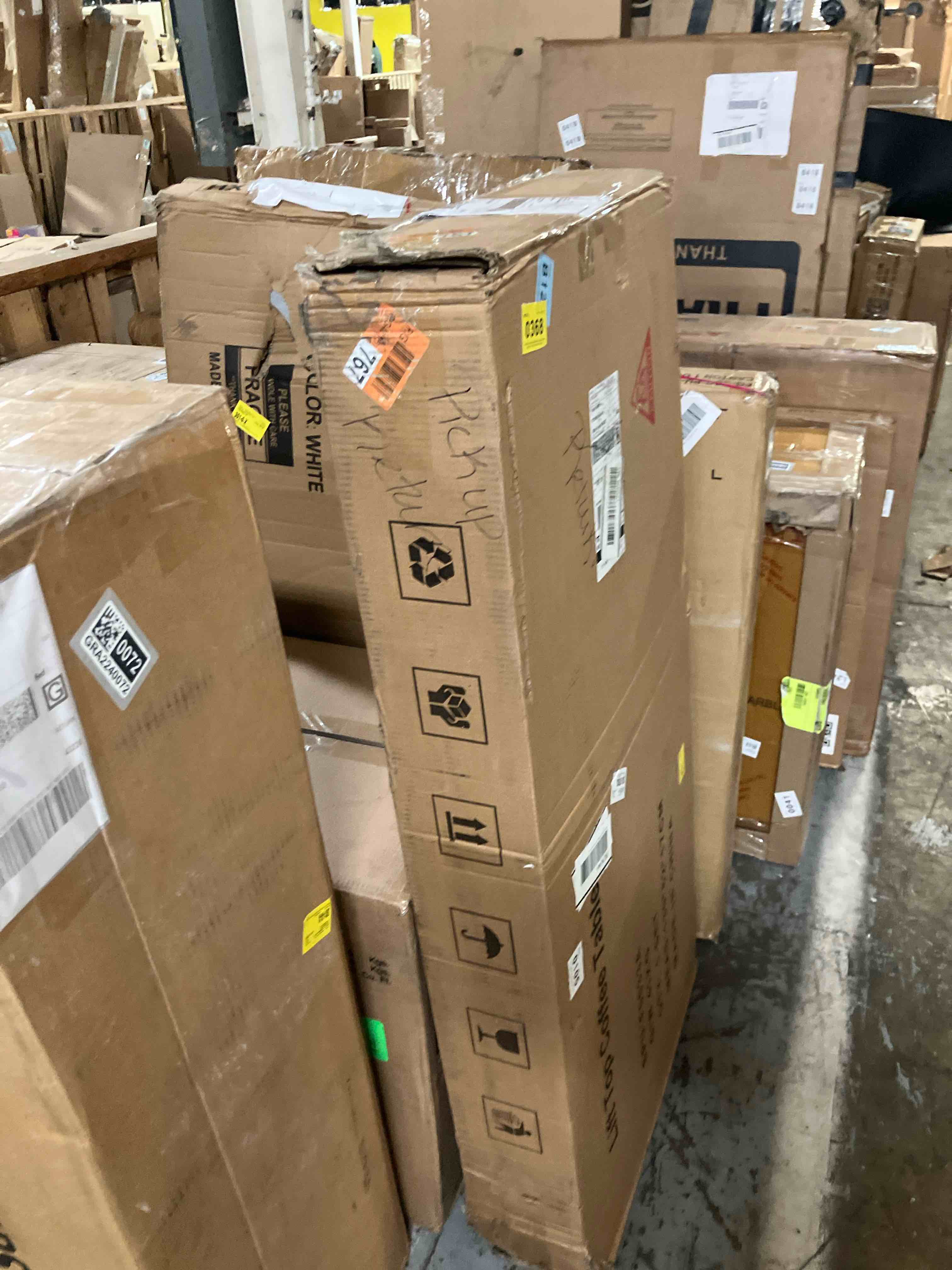 https://s3.amazonaws.com/lotting-images-prod/phillipi/GRA2240071_1758916410908.jpeg