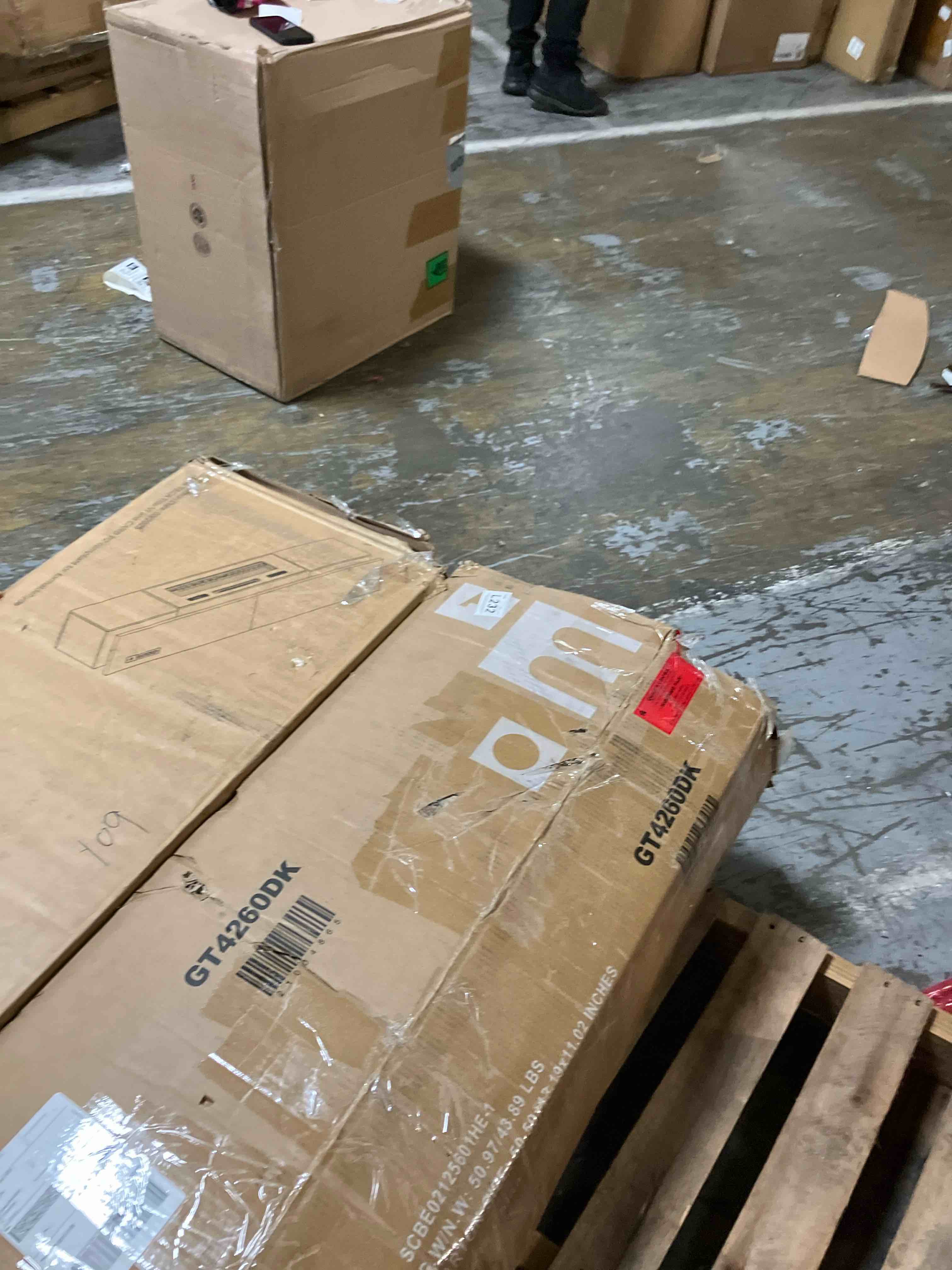 https://s3.amazonaws.com/lotting-images-prod/phillipi/GRA2240073_1758916286281.jpeg