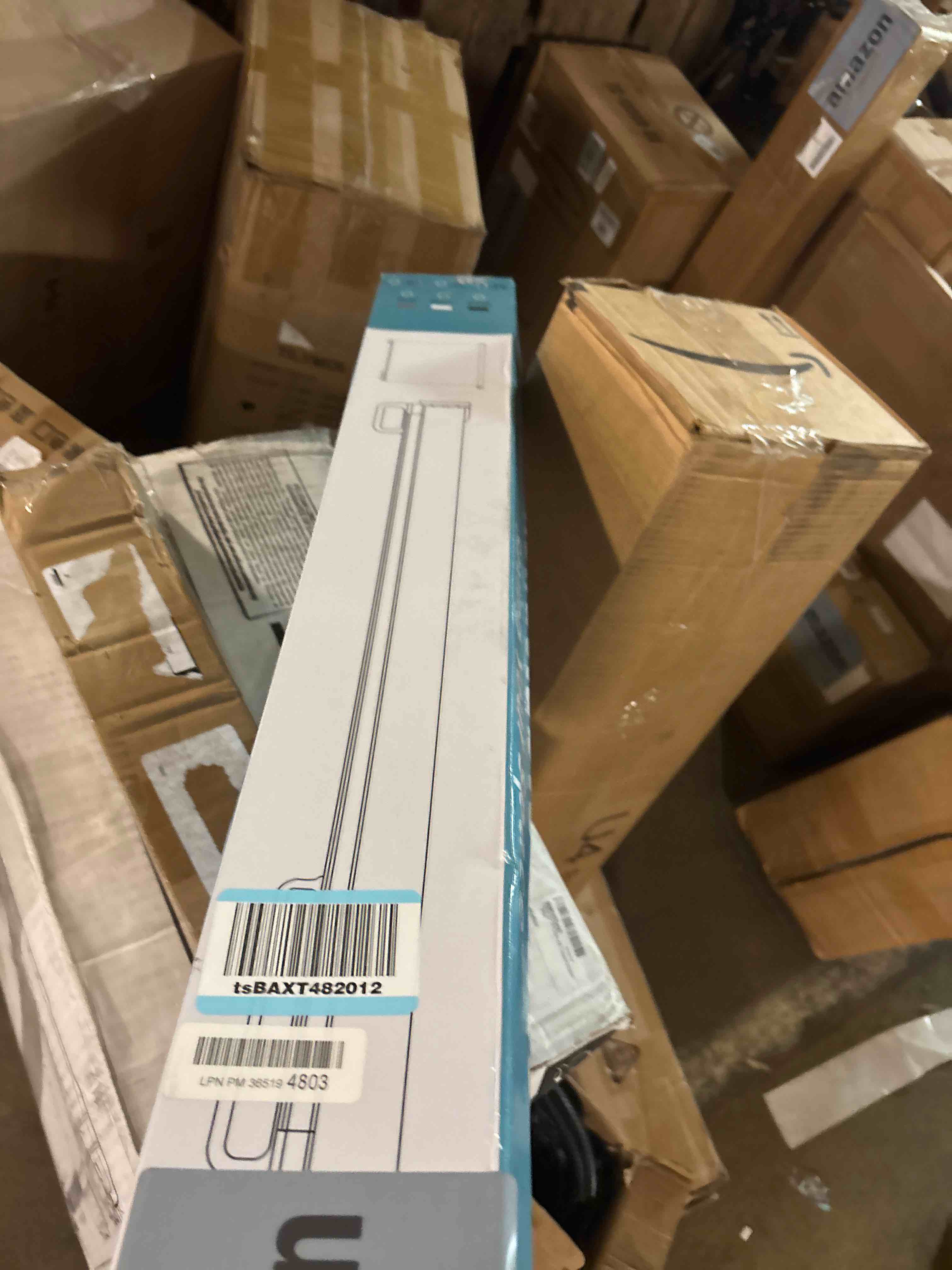 https://s3.amazonaws.com/lotting-images-prod/phillipi/GRA2240148_1759162762755.jpeg