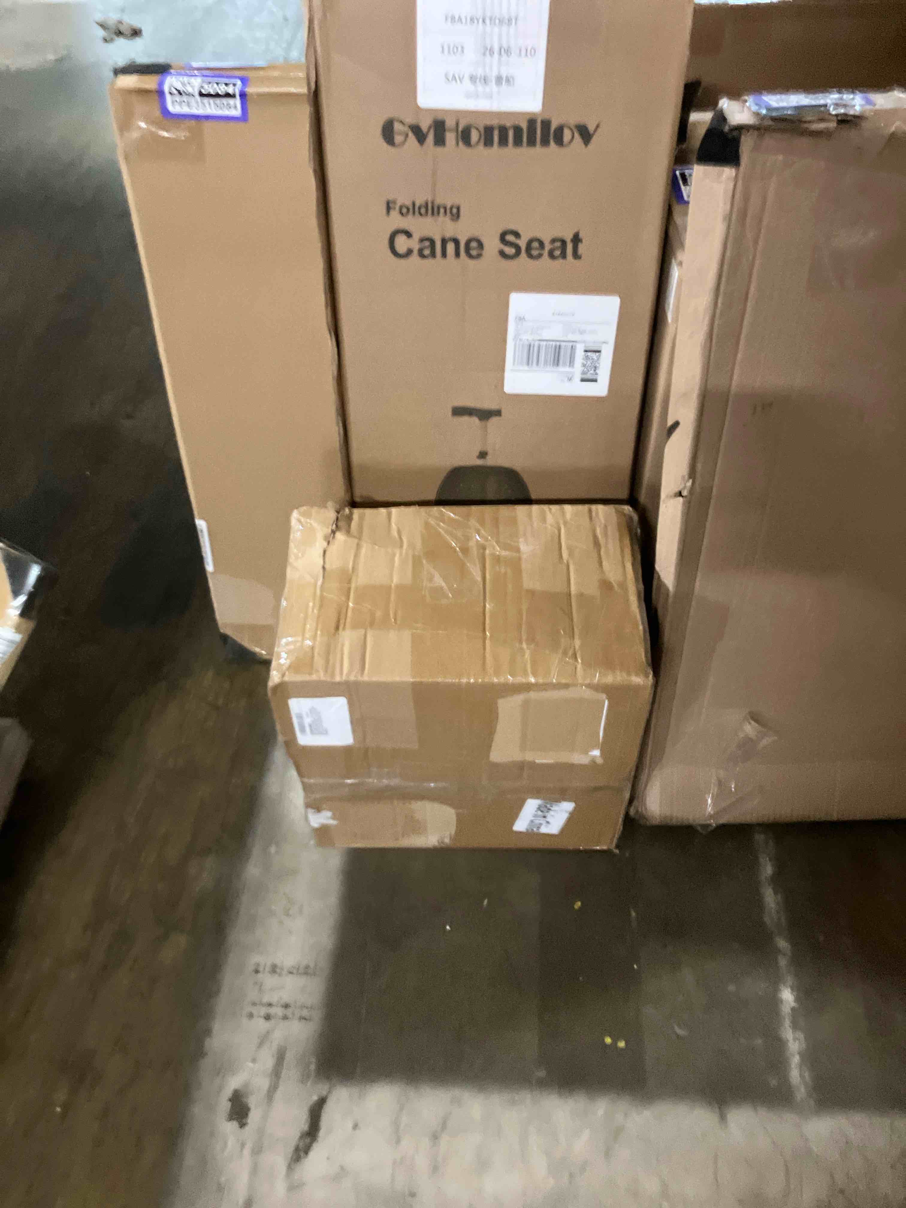https://s3.amazonaws.com/lotting-images-prod/phillipi/GRA2240248_1761145713861.jpeg