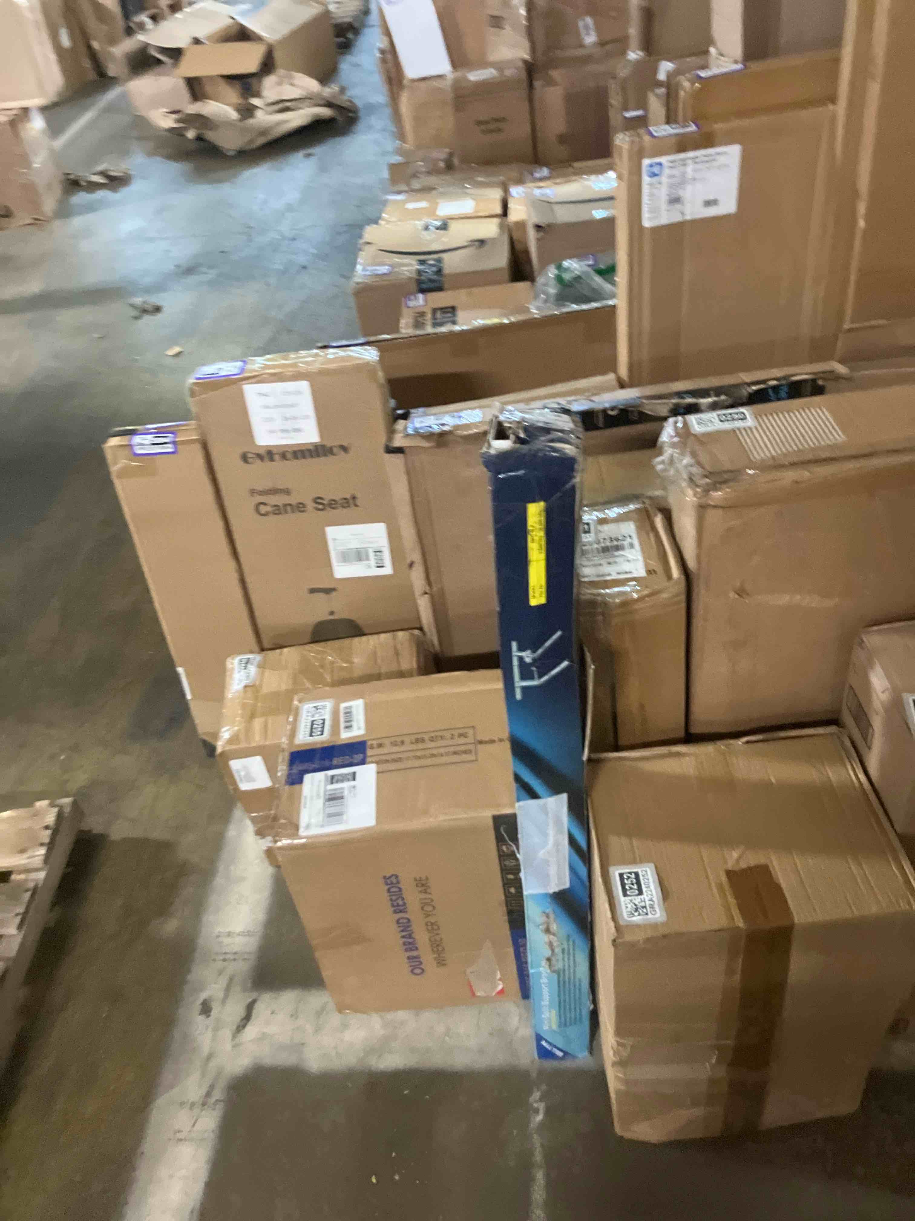 https://s3.amazonaws.com/lotting-images-prod/phillipi/GRA2240256_1761146648927.jpeg