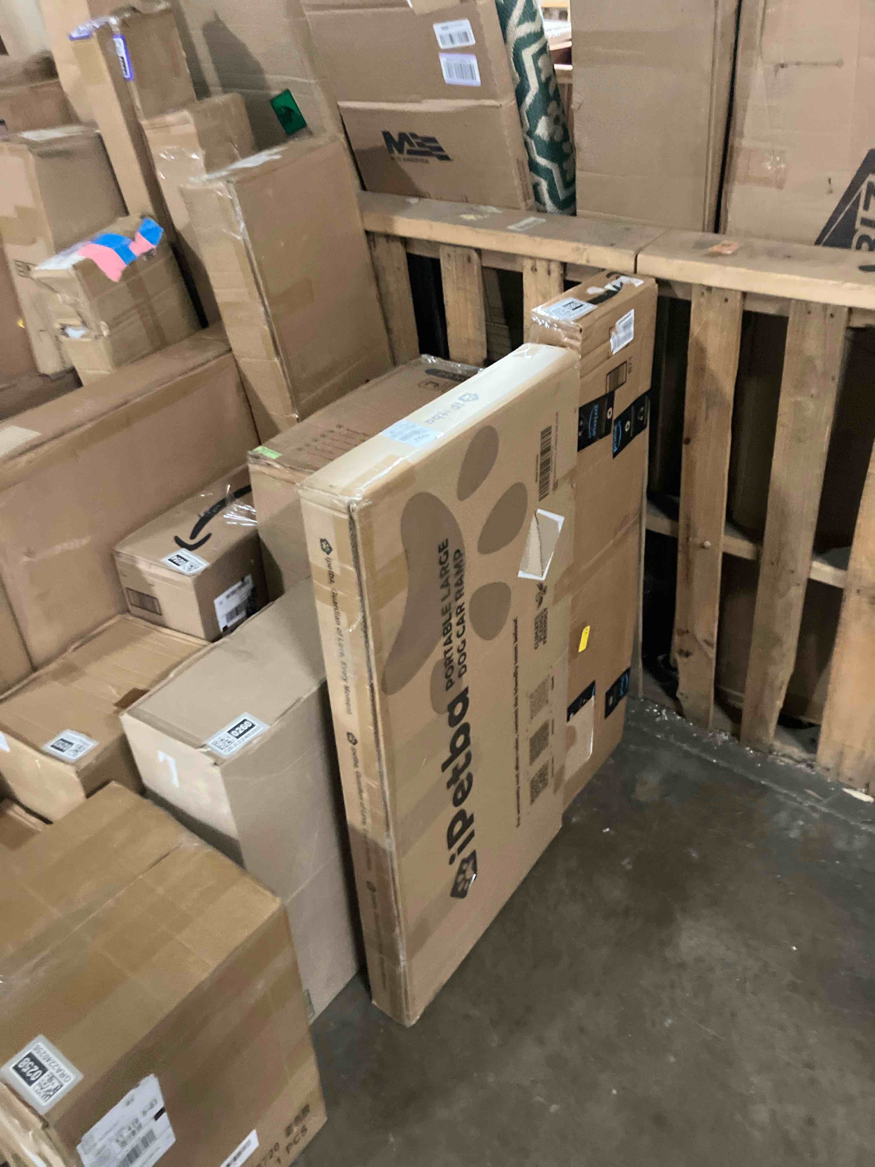 https://s3.amazonaws.com/lotting-images-prod/phillipi/GRA2240263_1761148657773.jpeg