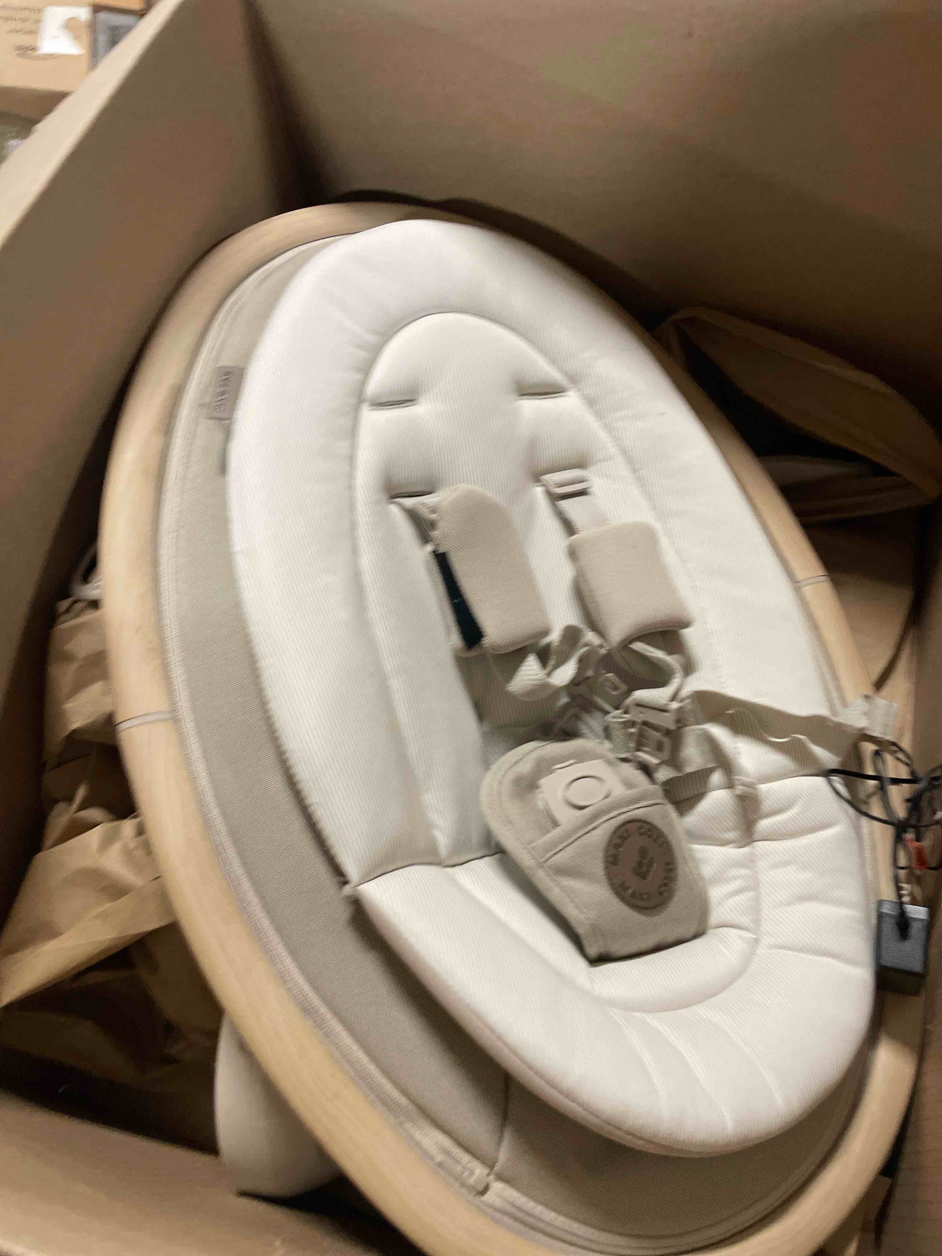 Condition photo showing Good Condition for Maxi-Cosi Cassia Baby Swings for Infants: Smart Portable Baby Swing with Music, Lightweight & Foldable Baby Swing, 360 Rotation Infant Swing, Classic Oat