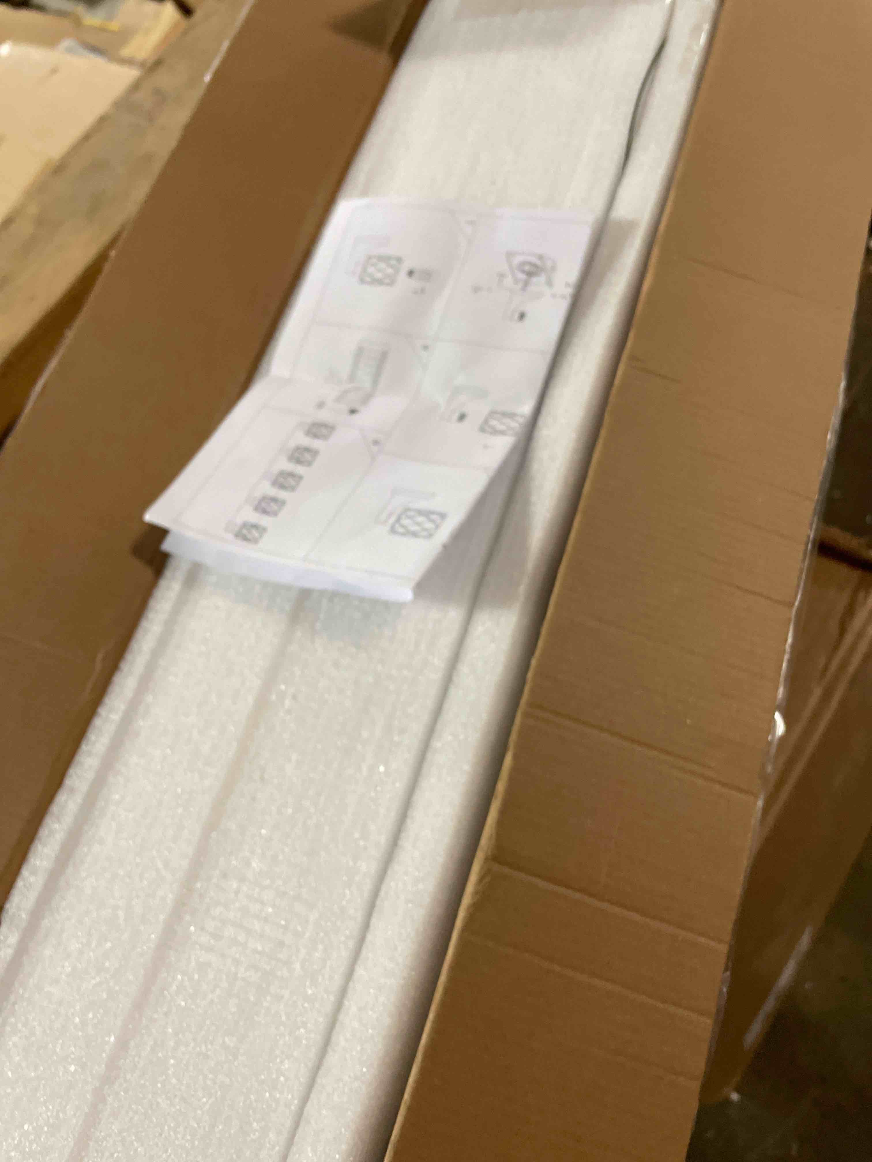 Condition photo showing New/Like New for 5-Light Dining Room Light Fixtures Over Table, Farmhouse Kitchen Island Lighting Hanging with Metal Shade, Rustic Wood and Matte Pendant Lights Kitchen Island for Dining Room with Adjustable Height