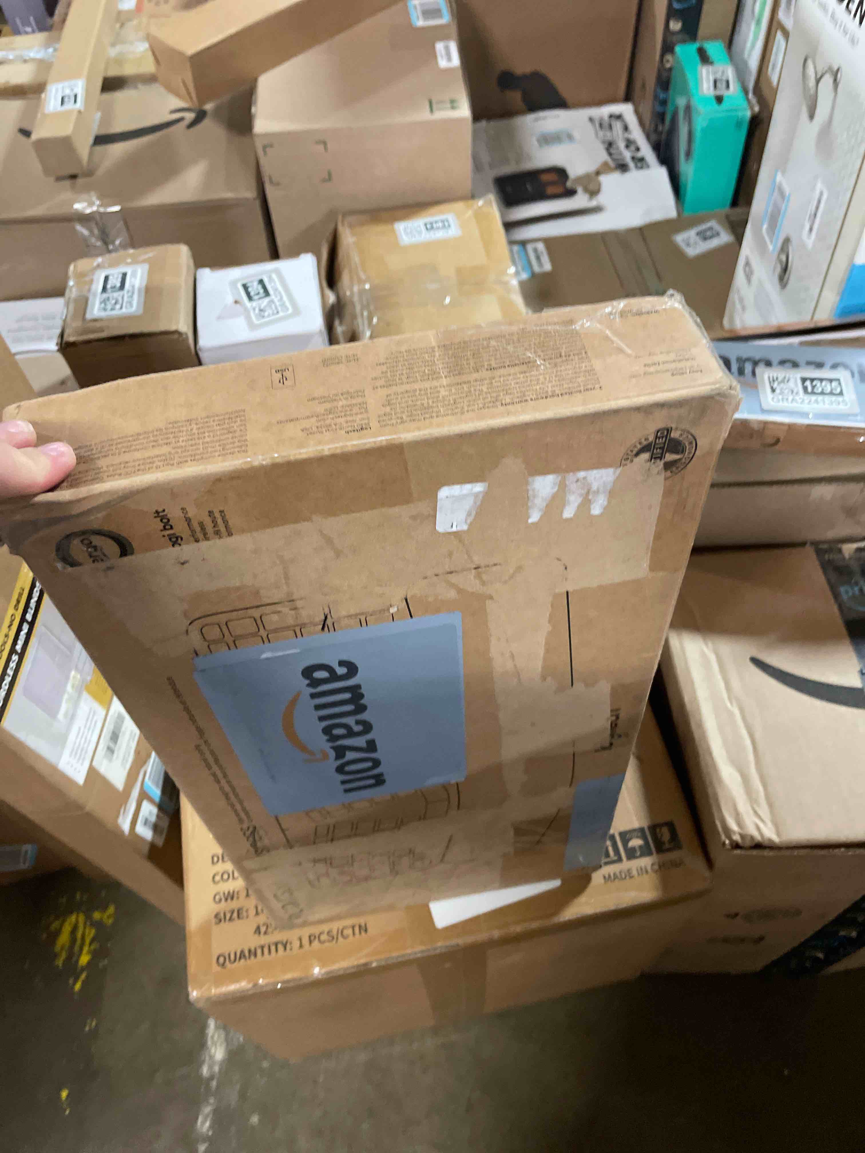 Condition photo showing Good Condition for Logitech Ergo K860 Split Wireless Keyboard for Business - Ergonomic Design, Secured Logi Bolt Technology, Bluetooth, Globally Certified, Windows/Mac/Chrome/Linux - Graphite