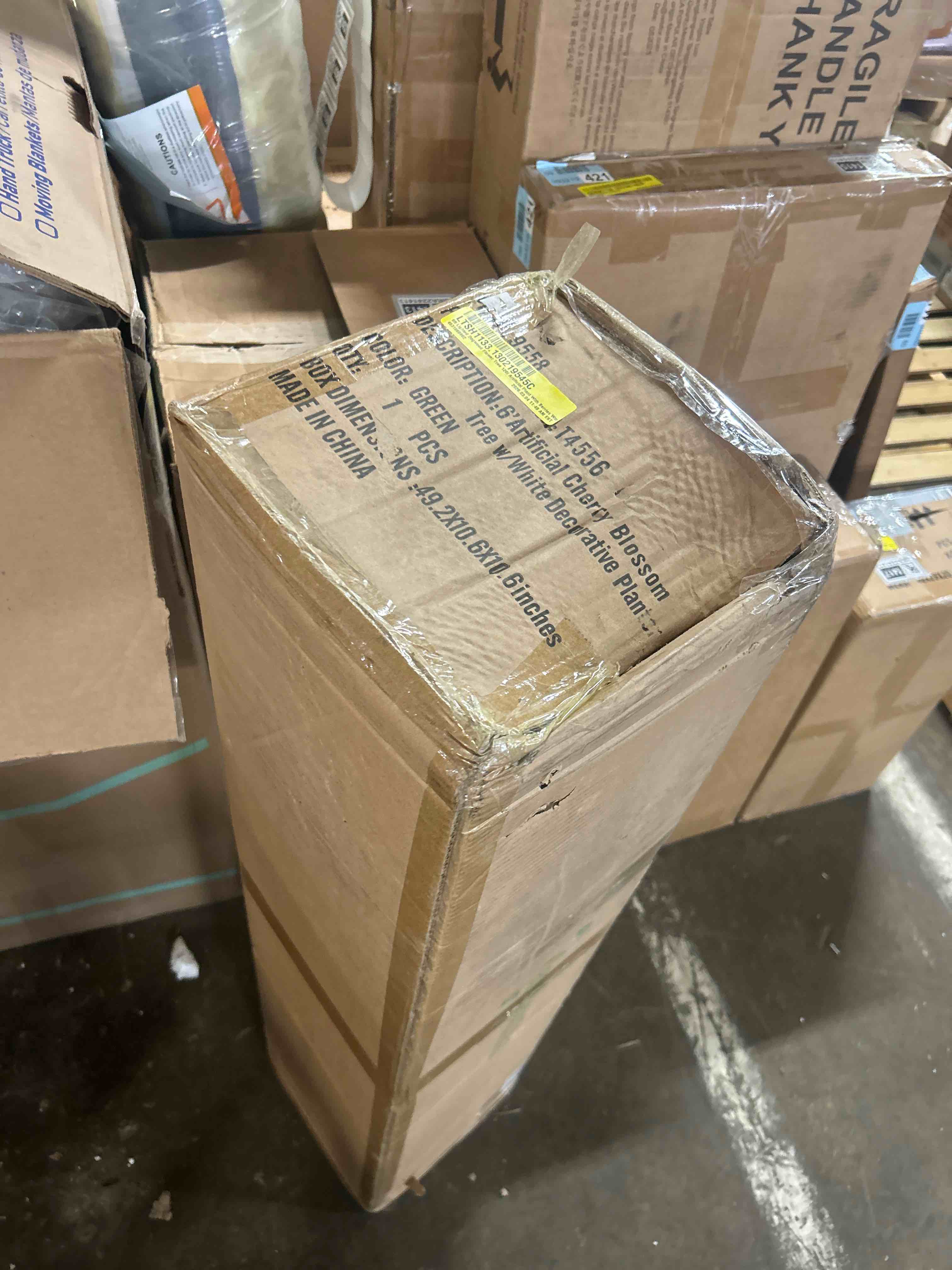 Condition photo showing Good Condition for 6ft Lighted Dogwood Flower Tree 120l Artificial Plant With Berries Warm White Lights For Spring Indoor Outdoor Home Party Wedding Decoration(Green)