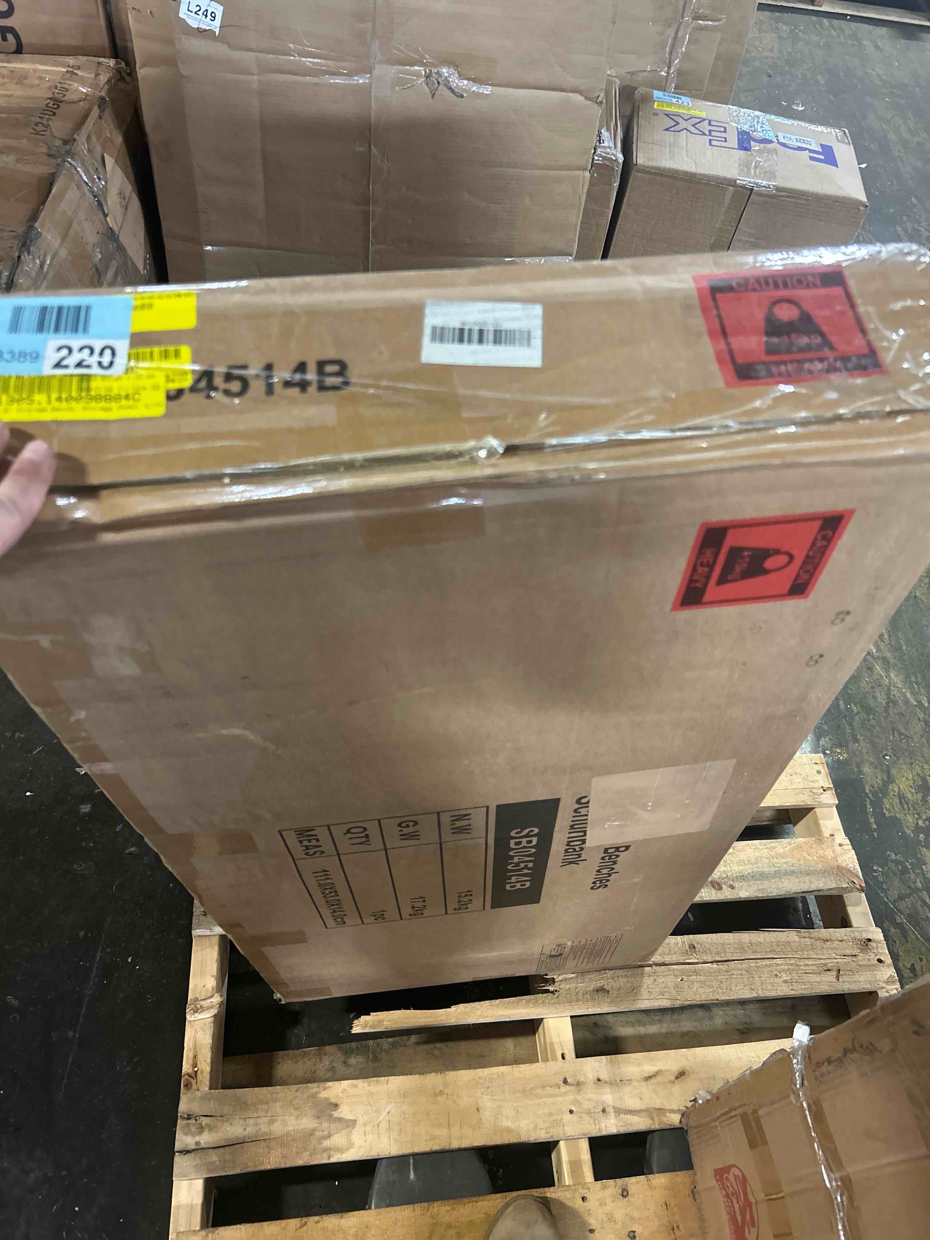 Condition photo showing New/Like New for 39.4" Storage Chest, Extra Large Storage Trunk with 2 Safety Hinges, Wooden Box Bench, Lift-Top Organizer Chest, Shoe Bench for Entryway, Bedroom, Living Room, White