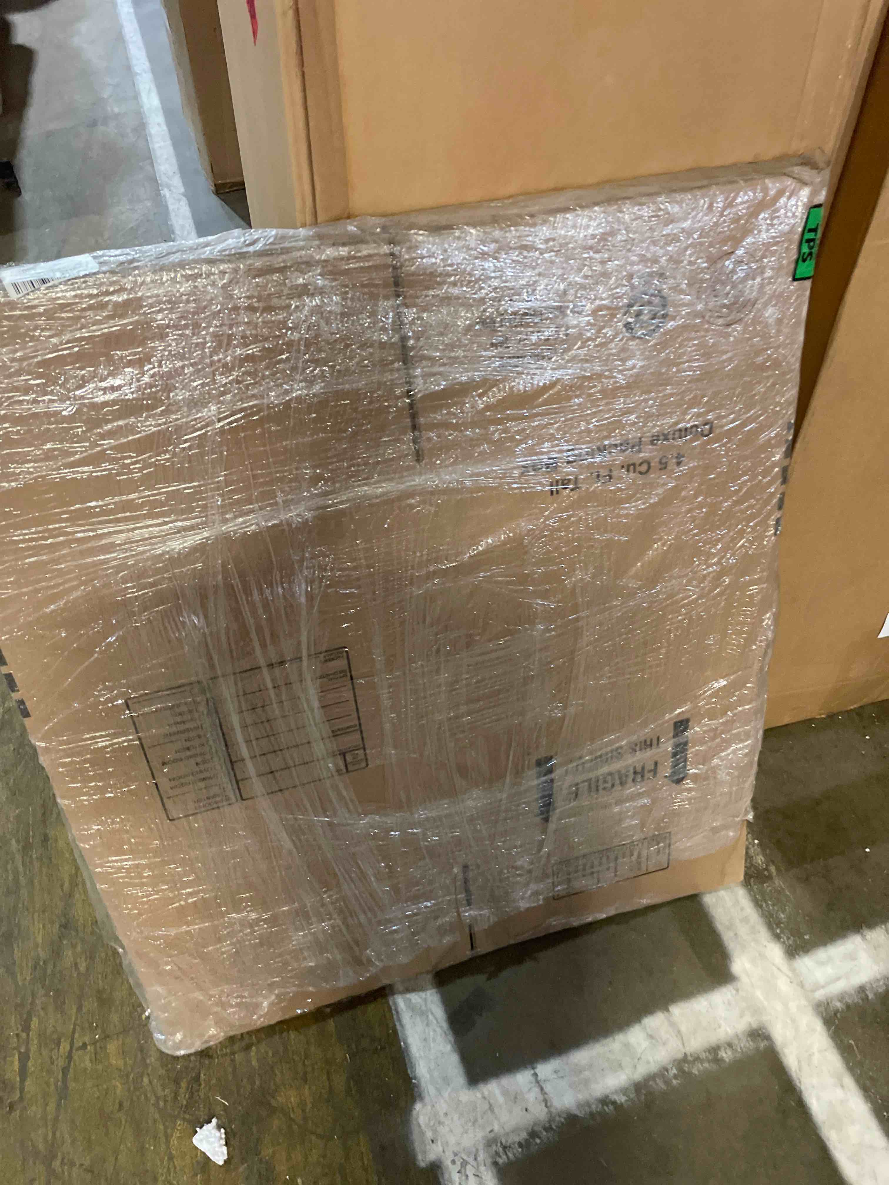 Condition photo showing New/Like New for AVIDITI Large Mirror Box 40"L x 3.5"W x 60"H (1-Pack), Cardboard Boxes Perfect for Moving, Storing, Packing & Shipping, Ideal for TV's, Picture Frames, Mirrors & Art