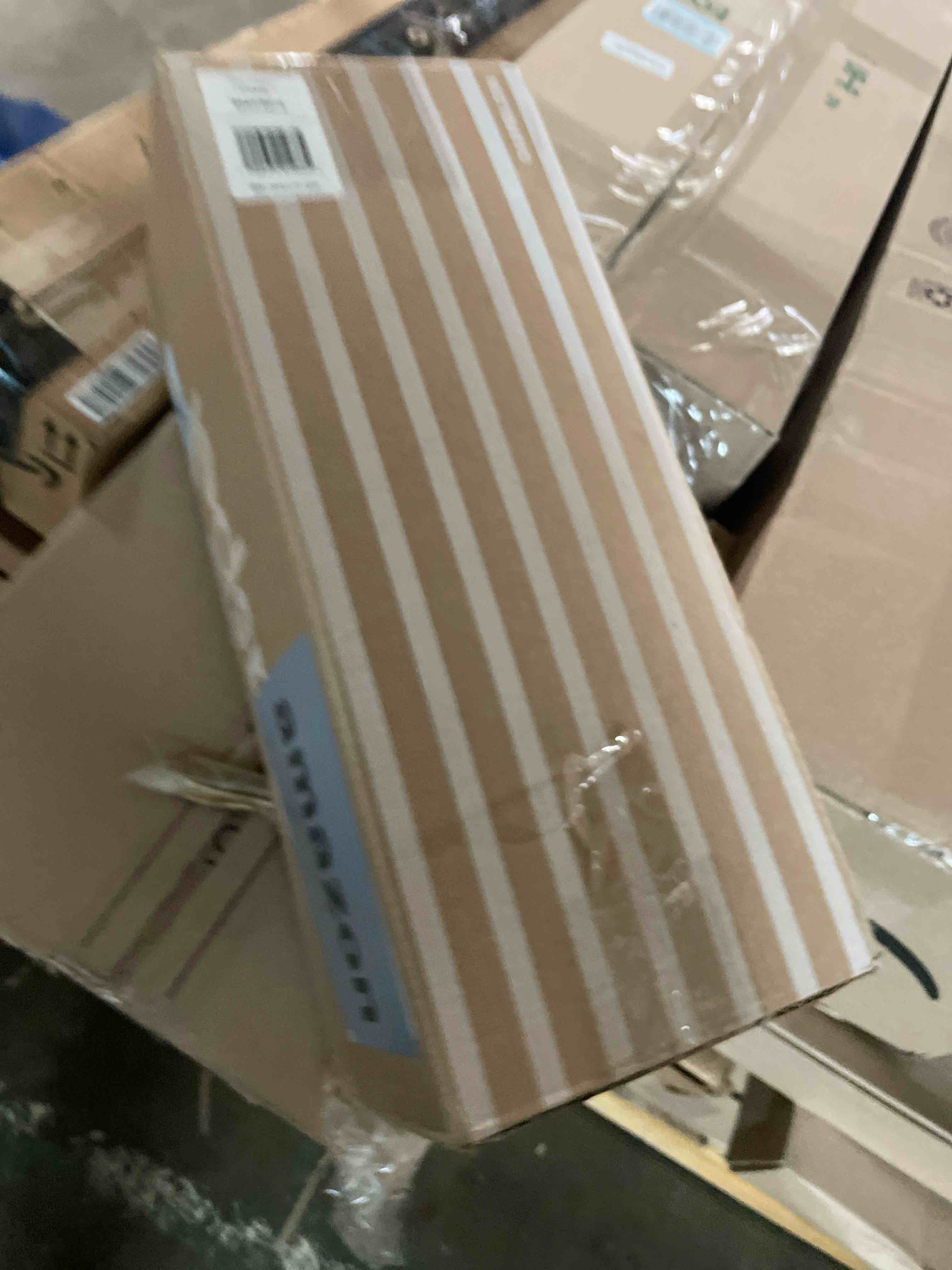 Condition photo showing New/Like New for Casper Sleep Original Pillow for Sleeping, Standard, White Standard Single Pack