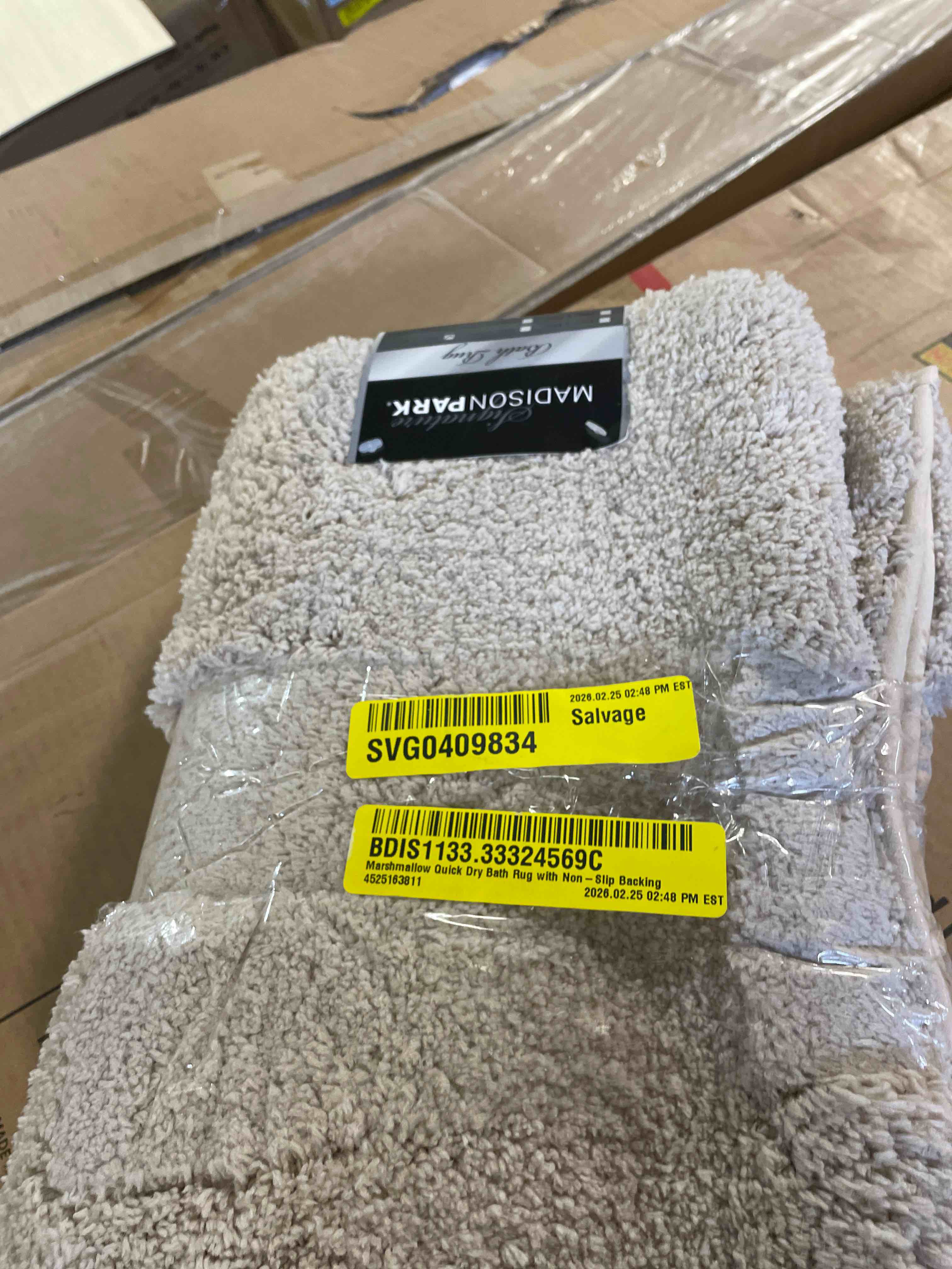 Condition photo showing New/Like New for Madison Park Marshmallow Bathroom Rug Non Slip, Luxrurious Plush Bath Mat, Absorbent, Quick Dry, Spa Design Bath Room Décor, 24x40, Natural