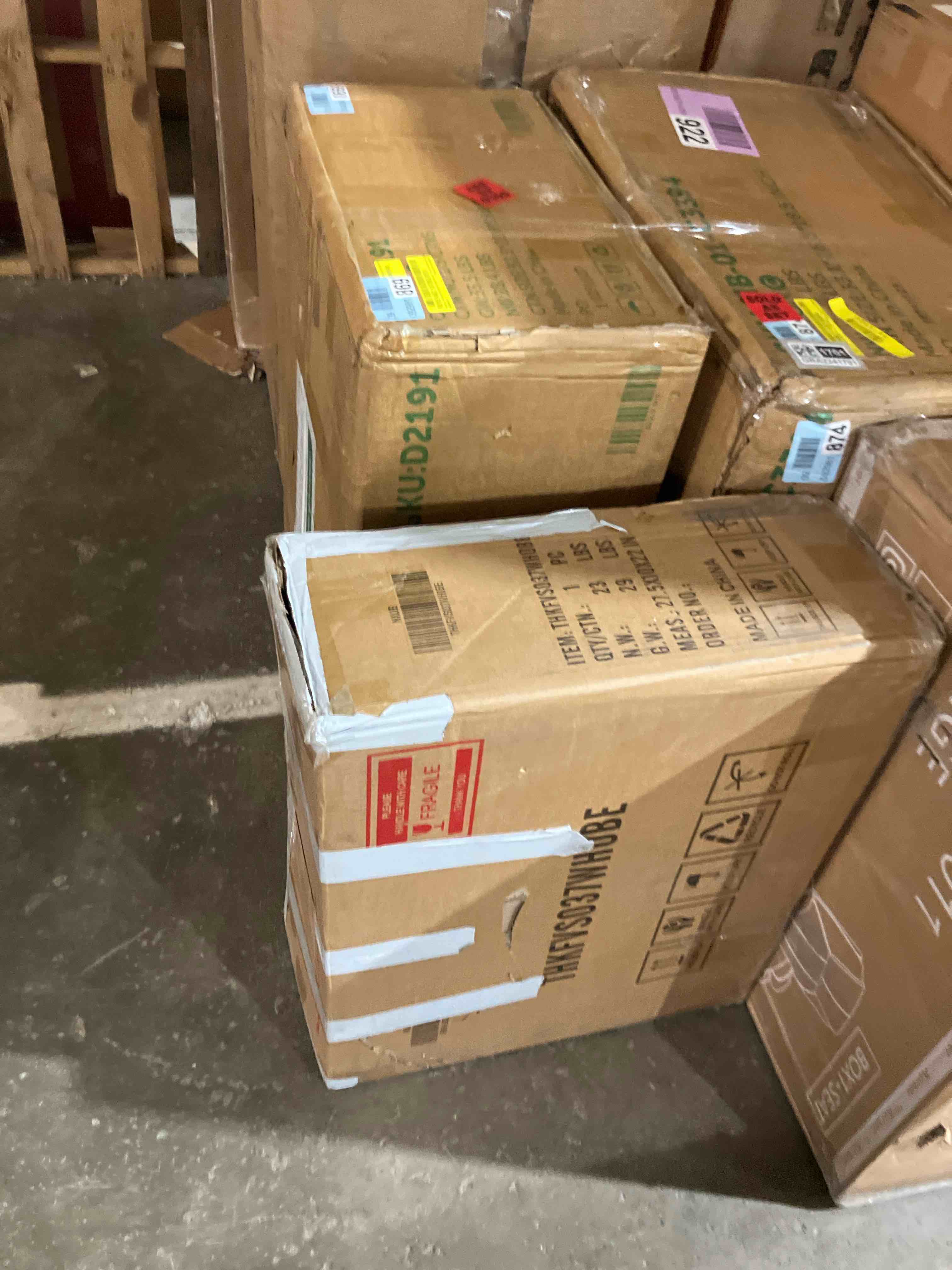 Condition photo showing New/Like New for 24" Rectangular Ceramic Vanity Top Sink with Single Faucet Hole