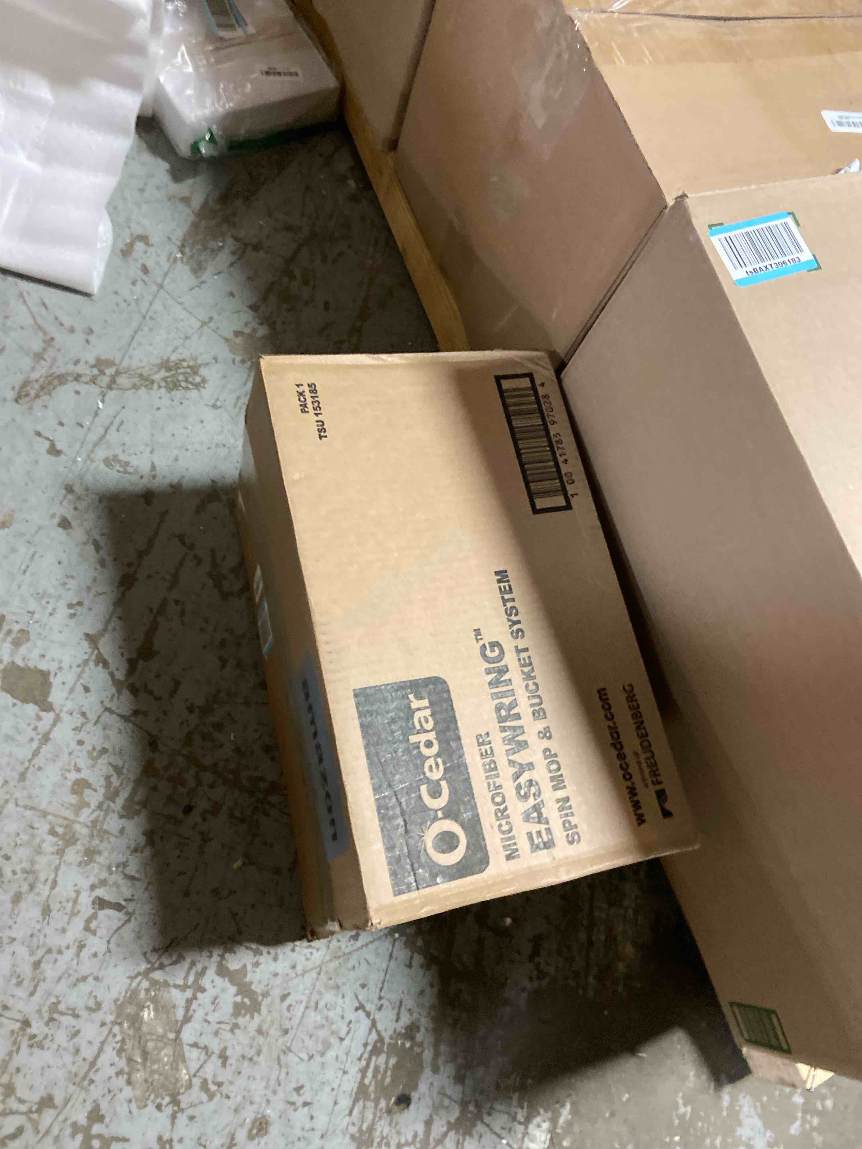 Condition photo showing New/Like New for O-Cedar EasyWring Microfiber Spin Mop, Bucket Floor Cleaning System, Red, Gray, Standard Easywring Spin Mop & Bucket