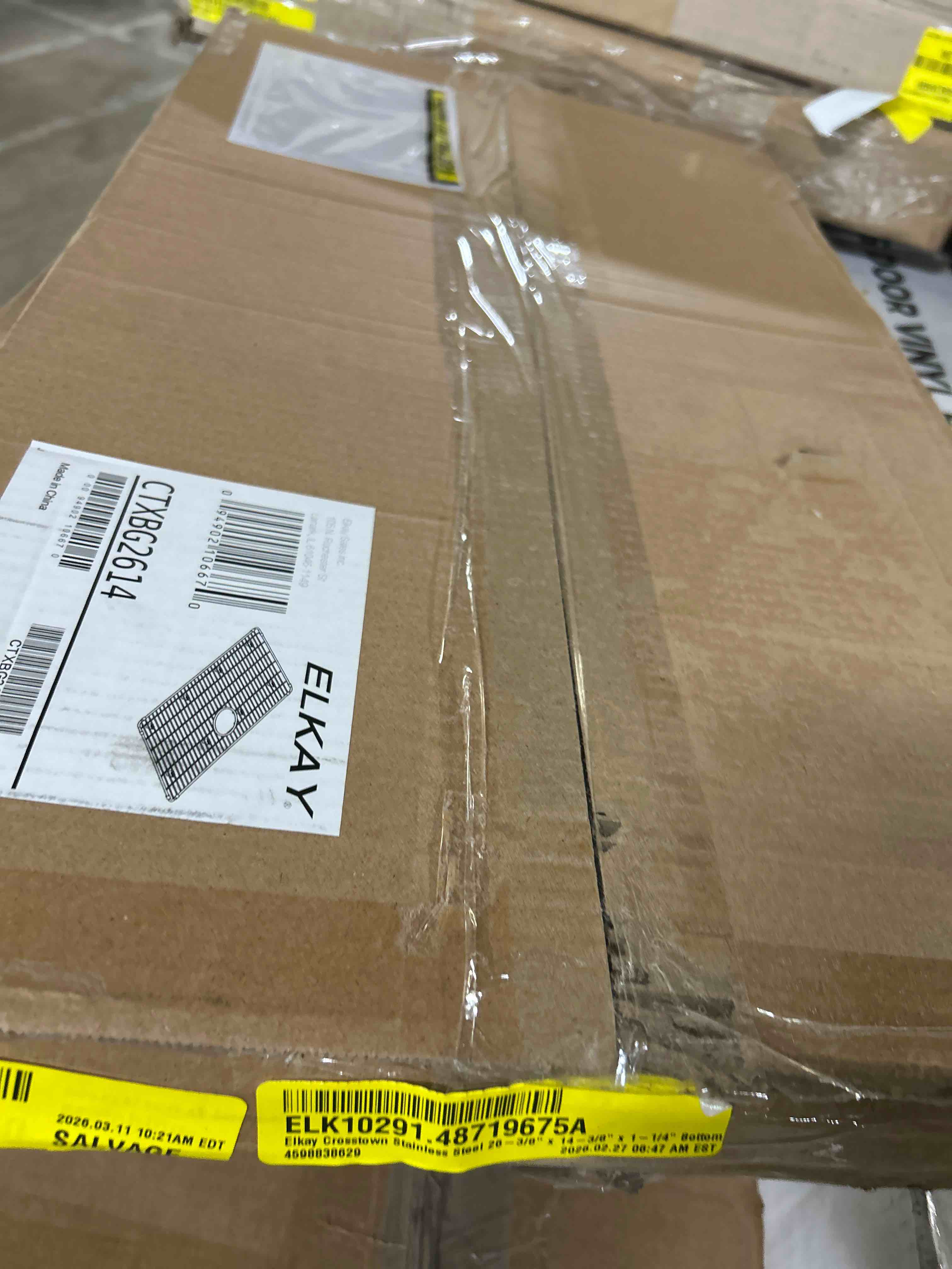 Condition photo showing New/Like New for Elkay Crosstown Stainless Steel 26-3/8" x  14-3/8" x 1-1/4"