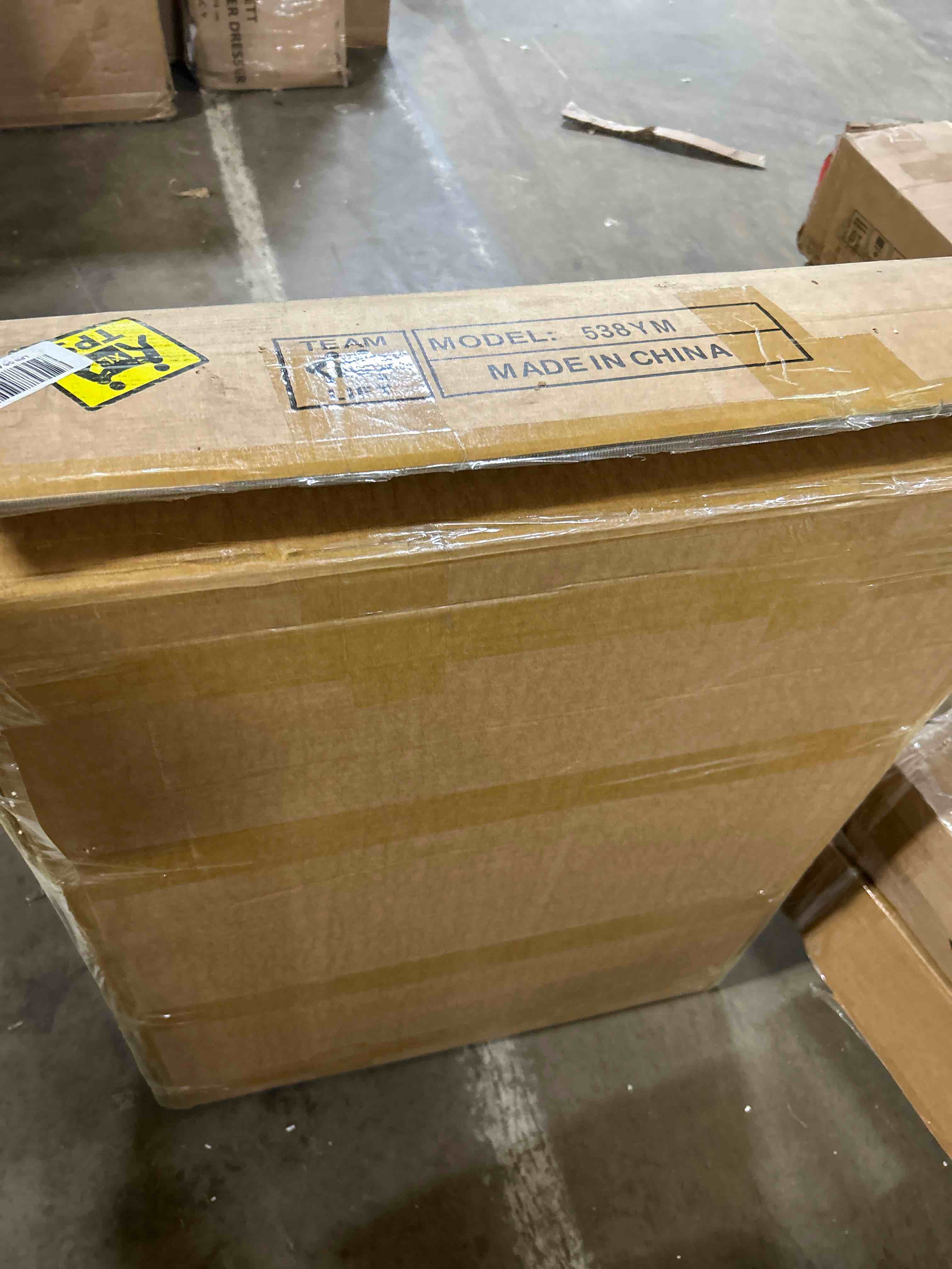 Condition photo showing Good Condition for Coffee Table Living Room Table White Center Table, Simple Modern Faux Marble Rectangular Tea Tables with Sturdy Gold Metal Frame,Industrial Wooden Coffee Table for Bedroom Home Office White Marble