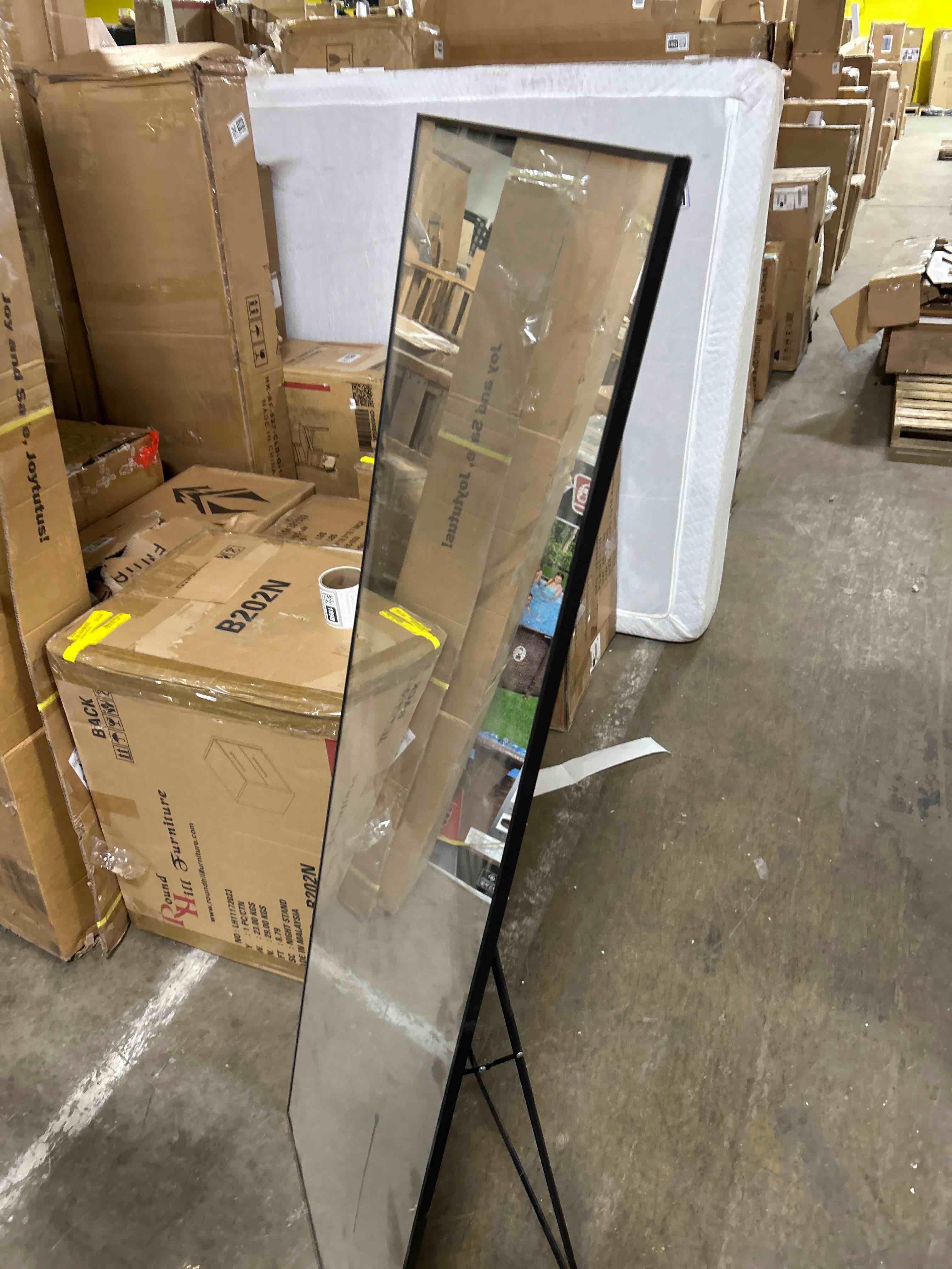 Condition photo showing Good Condition for Amazon Basics Full Length Floor Mirror, 64 x 21 x 0.55 inches, Black 64"L x 21"W