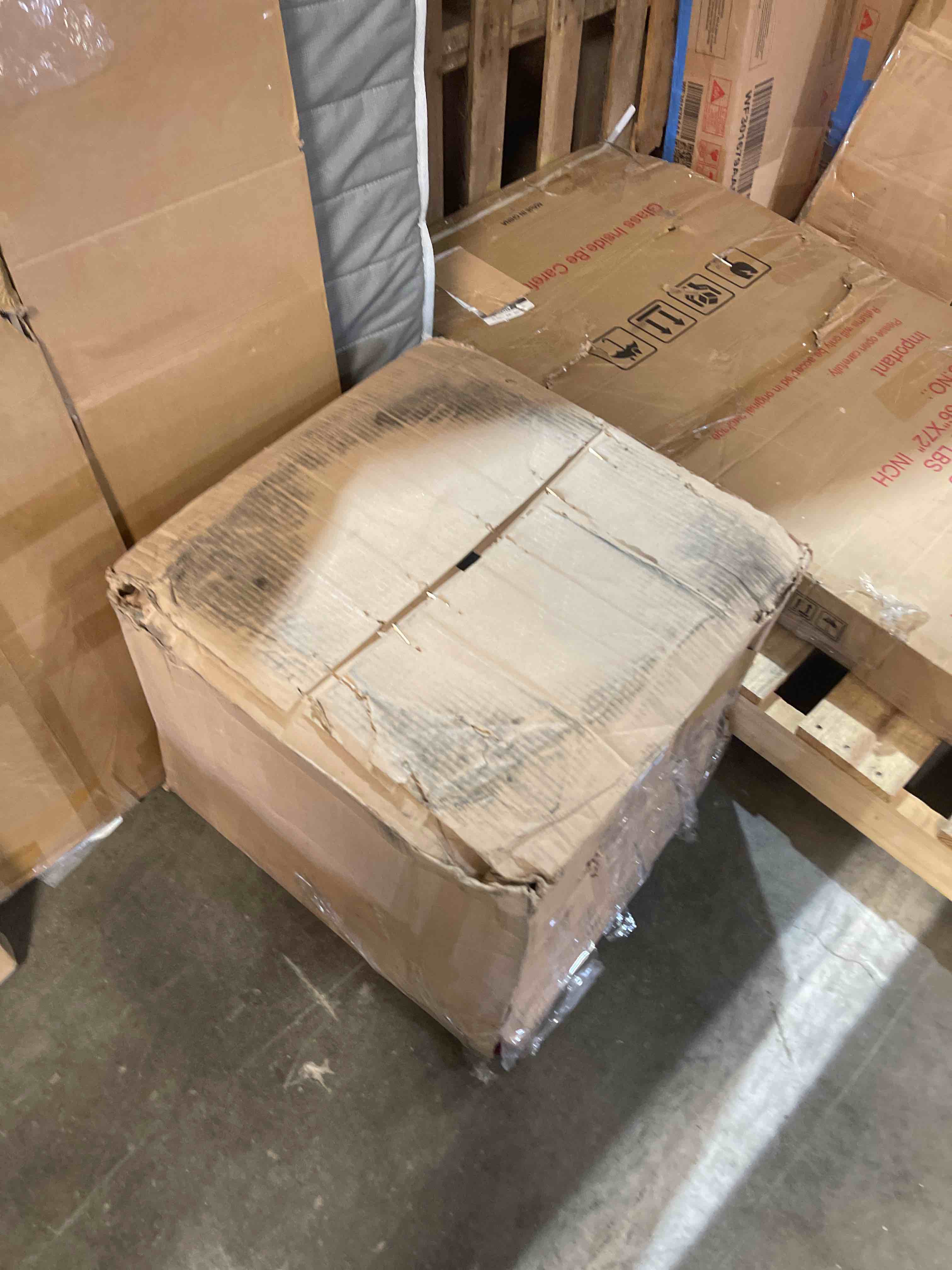 https://s3.amazonaws.com/lotting-images-prod/phillipi/GRA2242215_1778175861496.jpeg