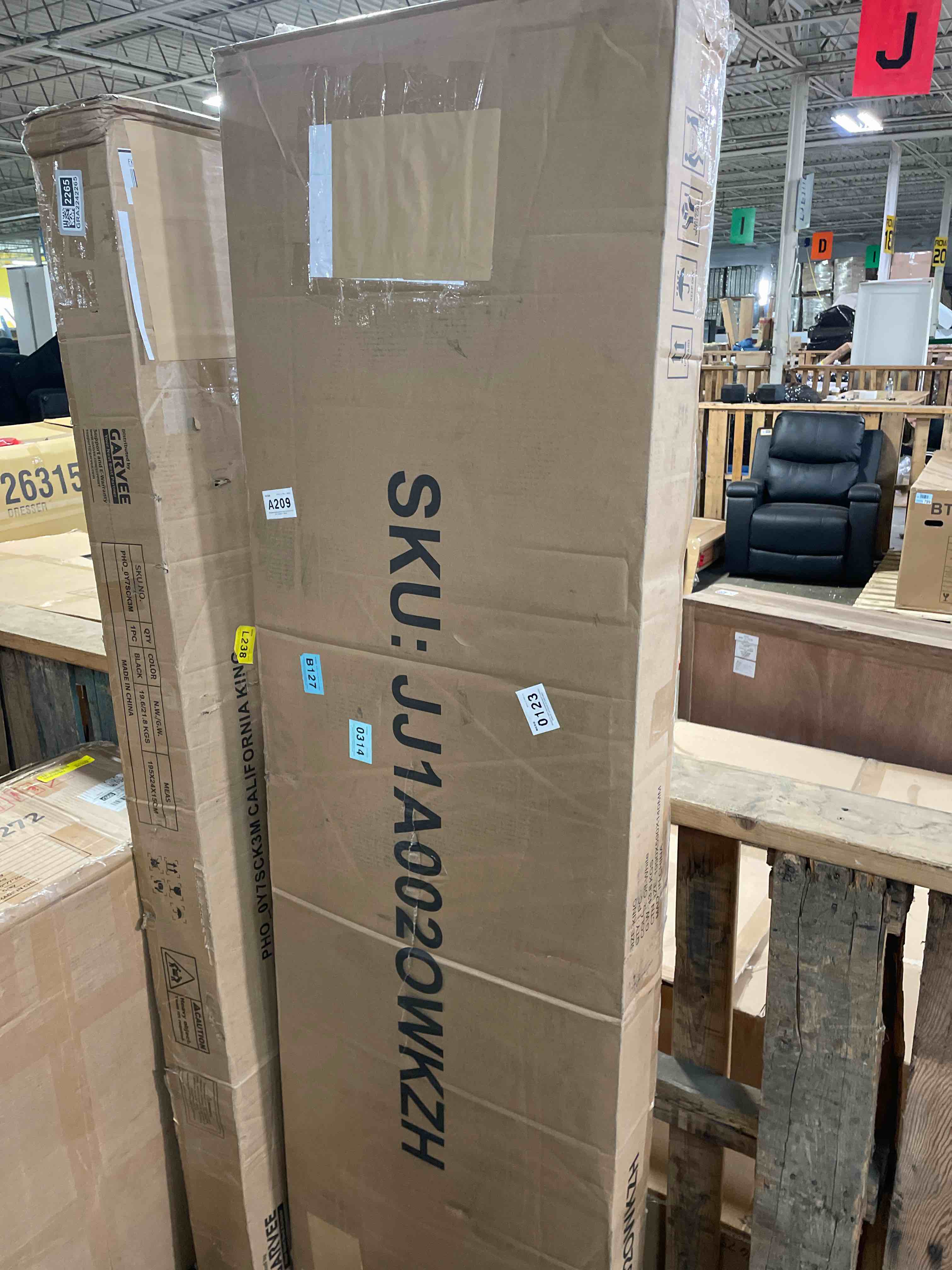 https://s3.amazonaws.com/lotting-images-prod/phillipi/GRA2242266_1778167769811.jpeg