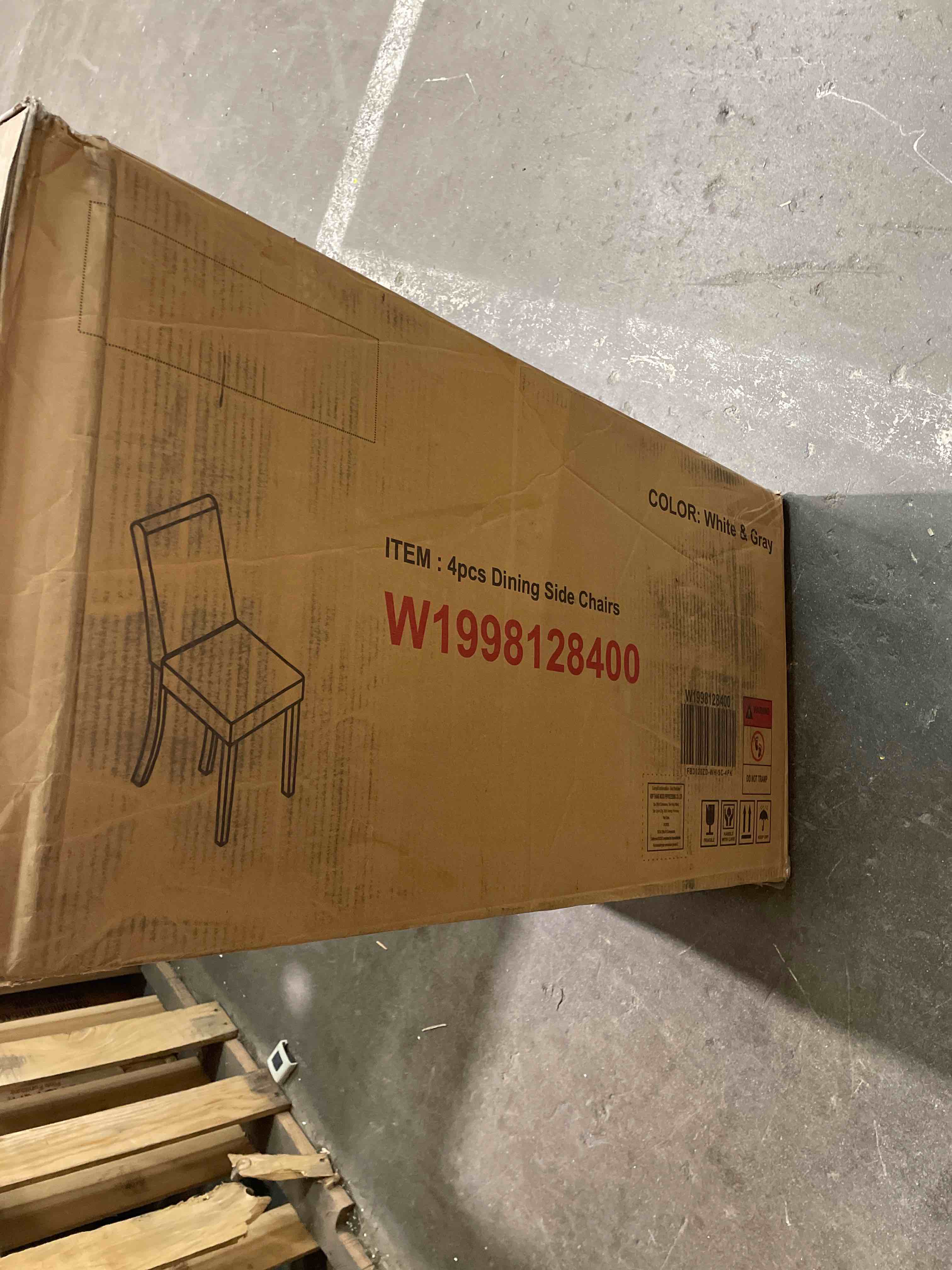 https://s3.amazonaws.com/lotting-images-prod/phillipi/GRA2242269_1778168861877.jpeg
