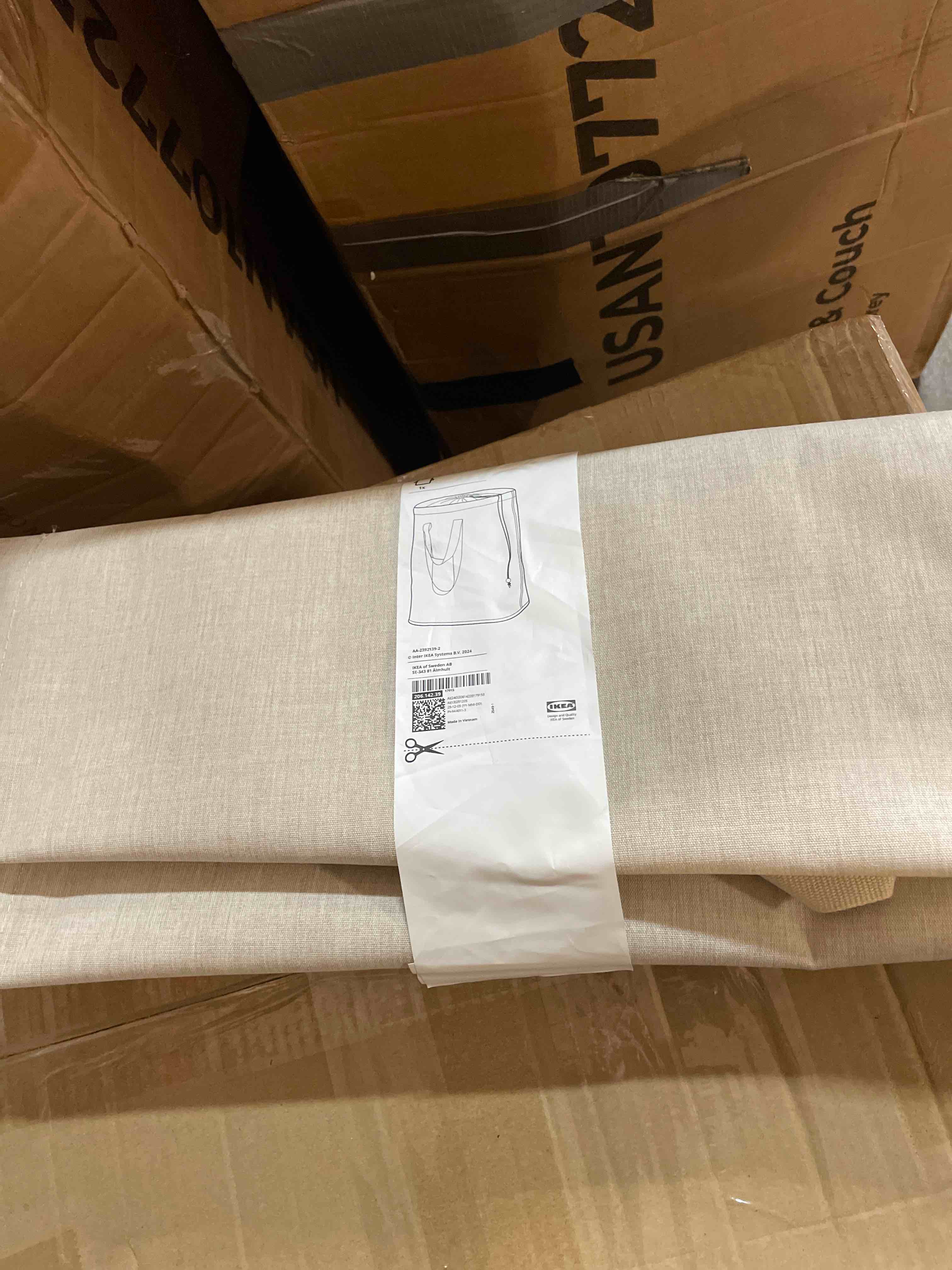 https://s3.amazonaws.com/lotting-images-prod/phillipi/GRA2242279_1778171087717.jpeg