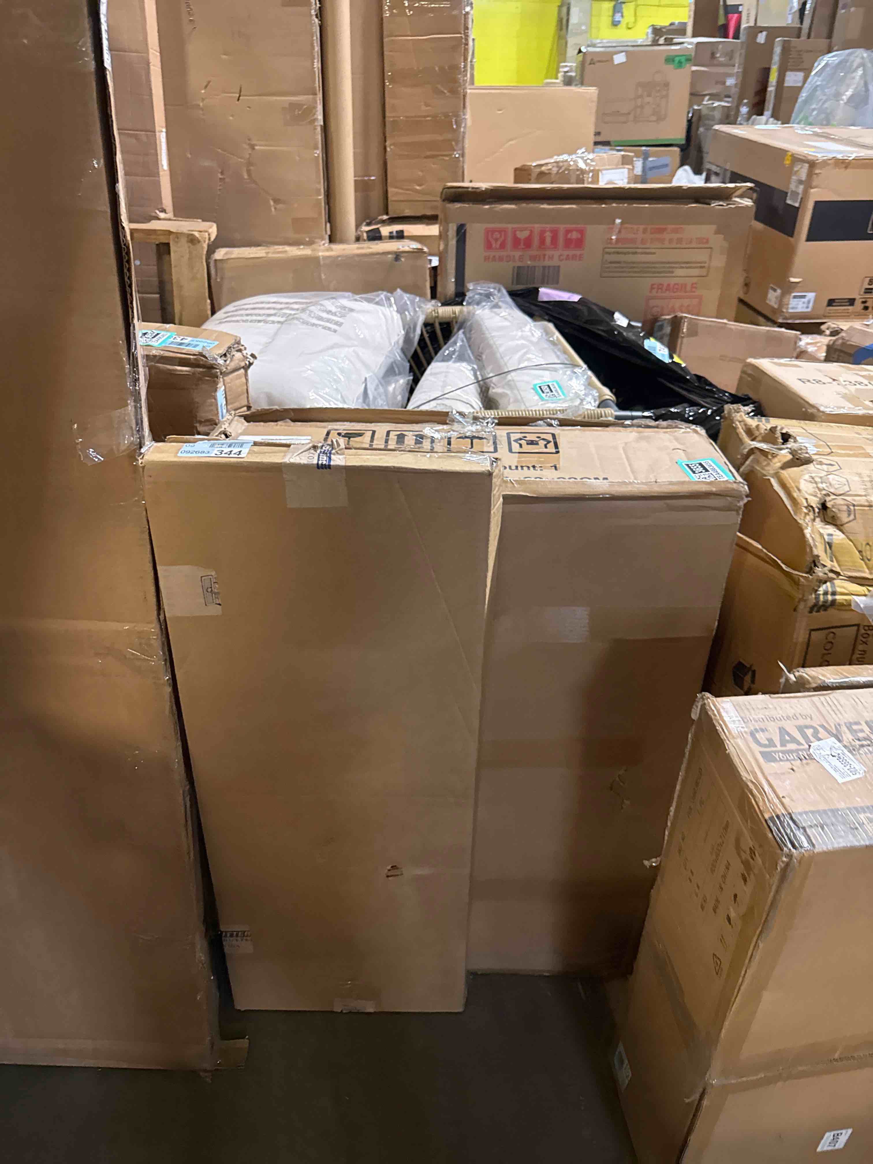 https://s3.amazonaws.com/lotting-images-prod/phillipi/GRA2242505_1778696941216.jpeg