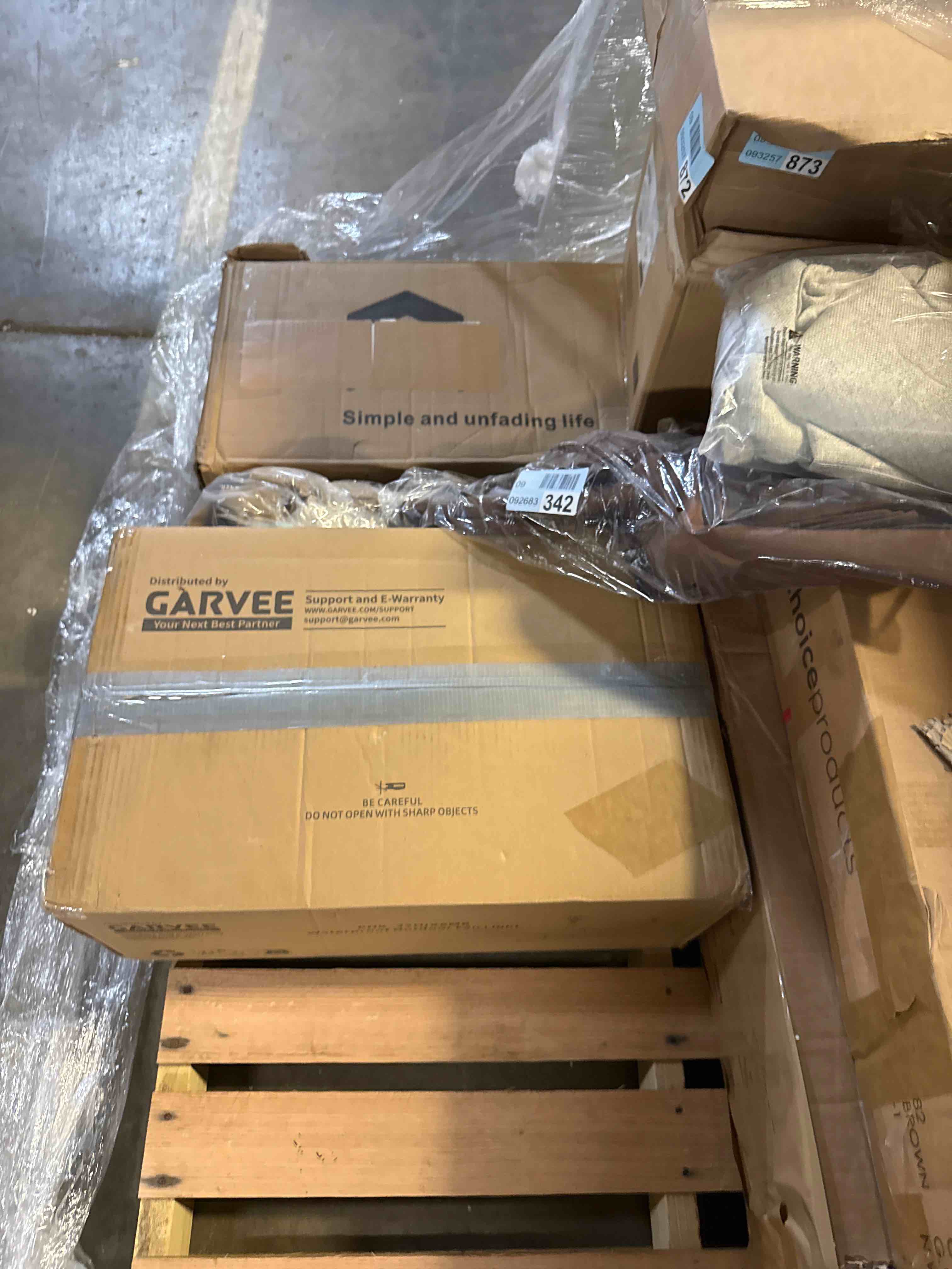 https://s3.amazonaws.com/lotting-images-prod/phillipi/GRA2242509_1778697578365.jpeg