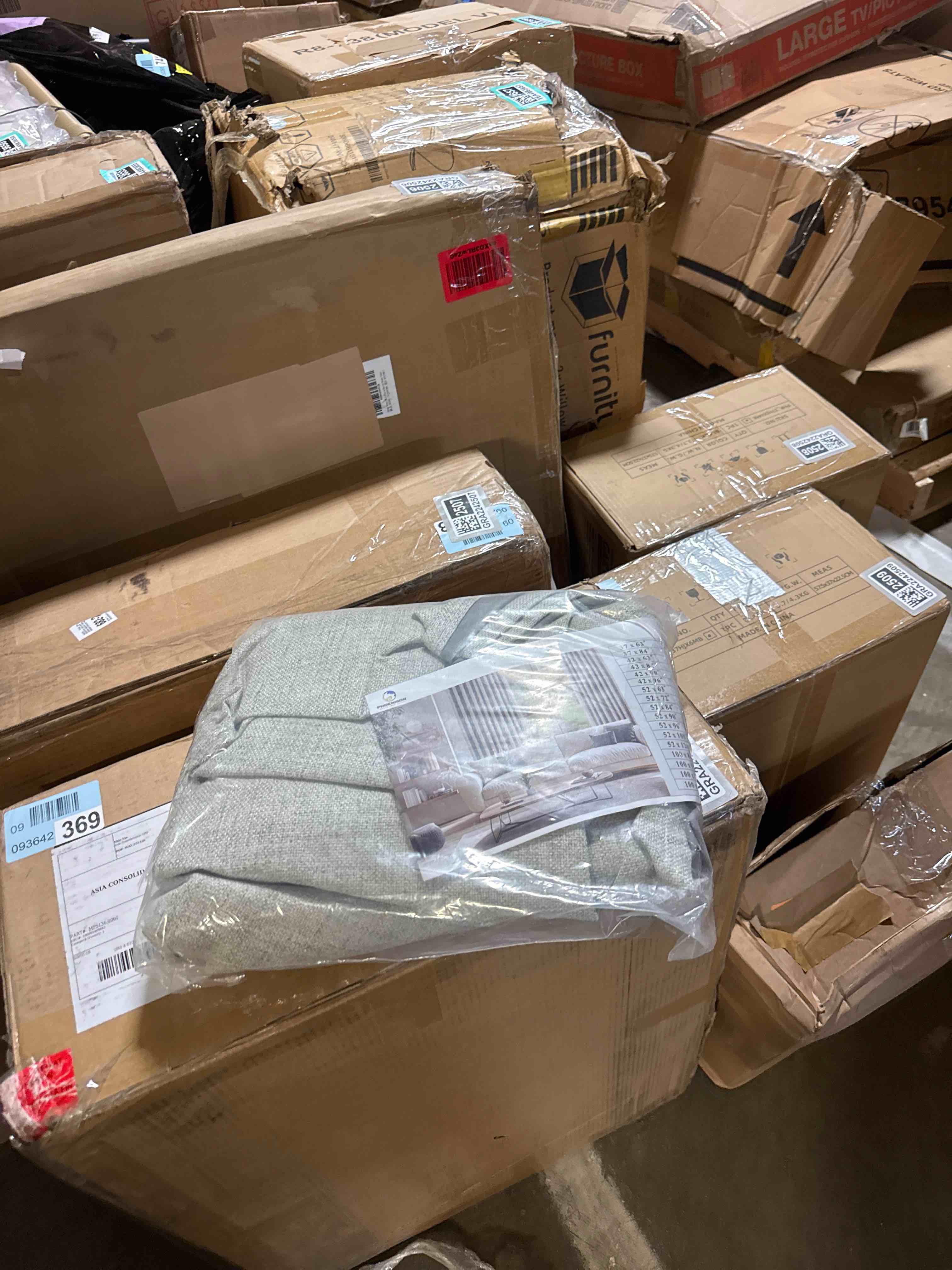 https://s3.amazonaws.com/lotting-images-prod/phillipi/GRA2242512_1778697958246.jpeg