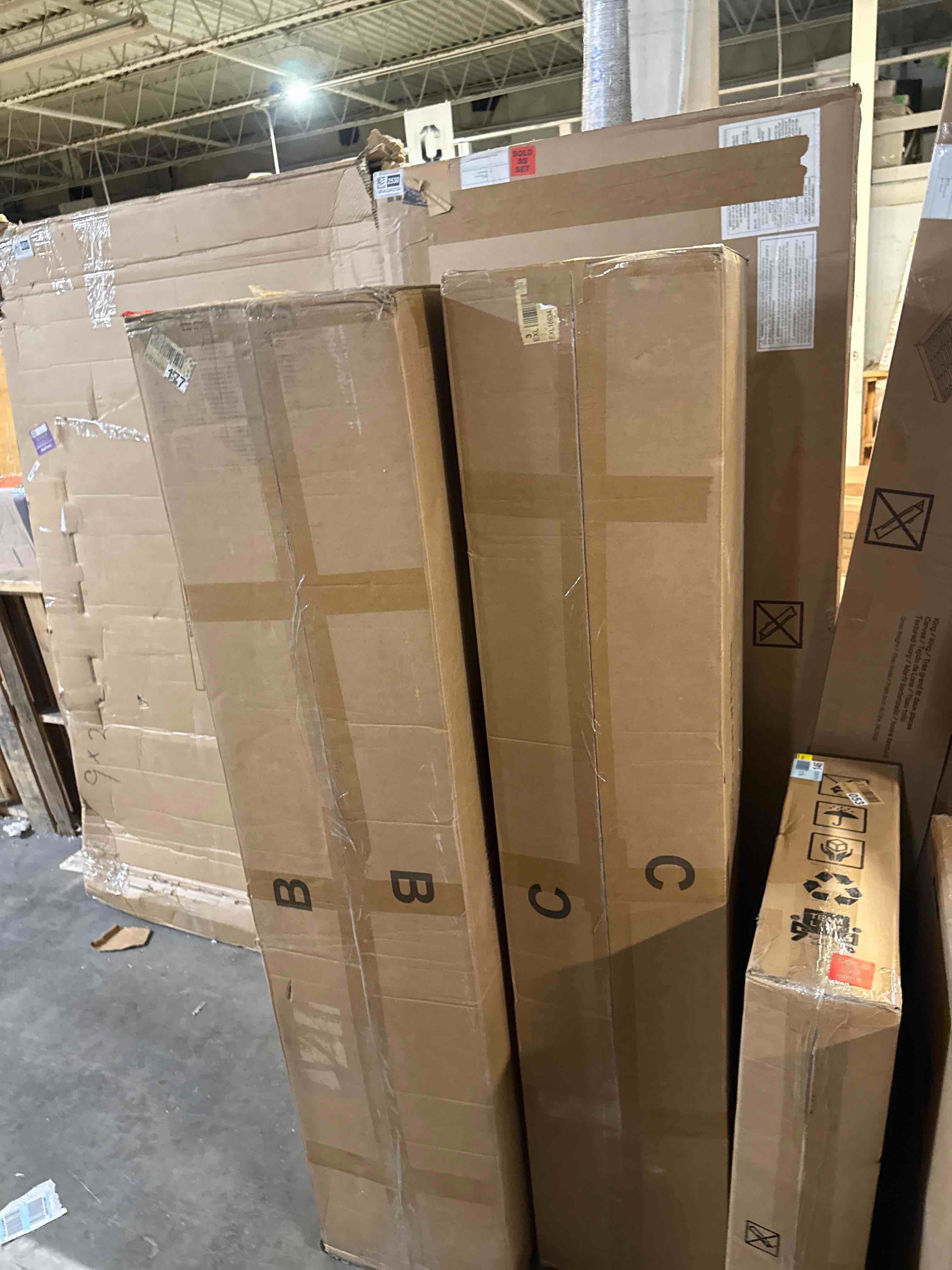 https://s3.amazonaws.com/lotting-images-prod/phillipi/GRA2242533_1778705121623.jpeg