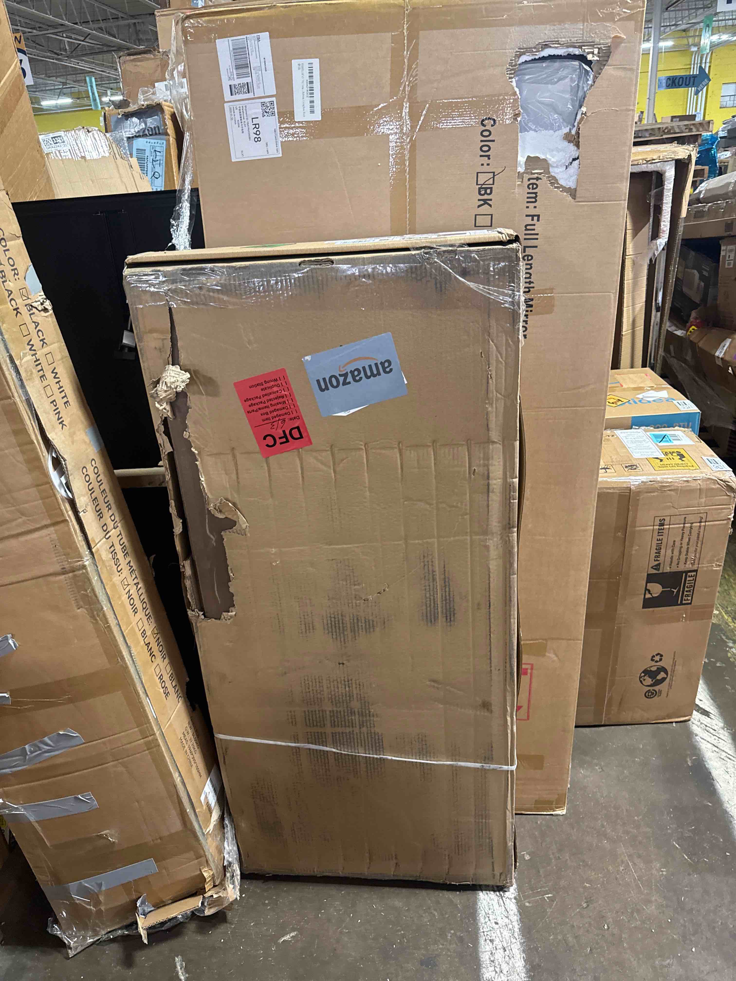 Condition photo showing New/Like New for keter darwin 150 gallon resin large deck box - organization and storage for patio furniture, outdoor cushions, garden tools and pool gear