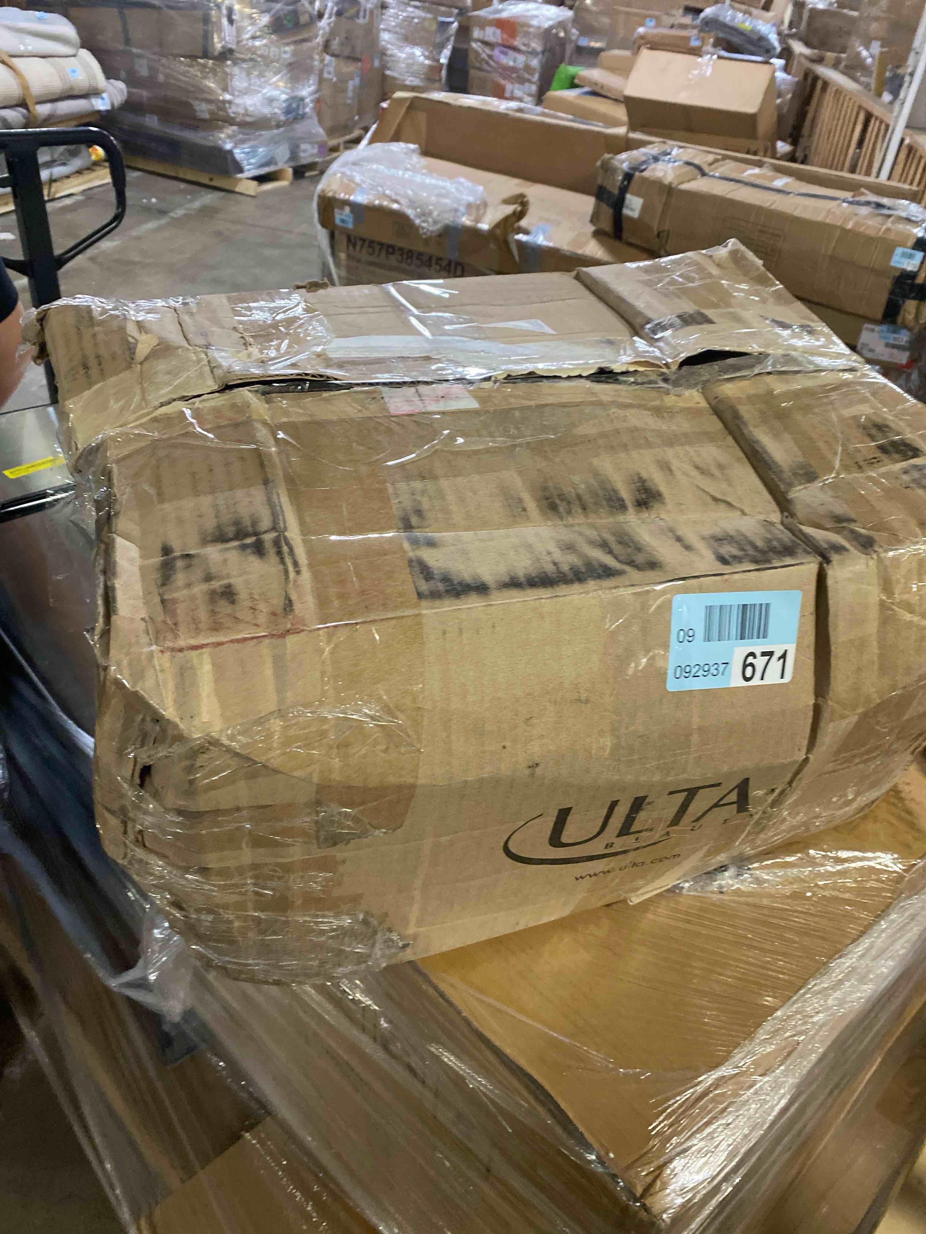 https://s3.amazonaws.com/lotting-images-prod/phillipi/GRA2243437_1779732108787.jpeg