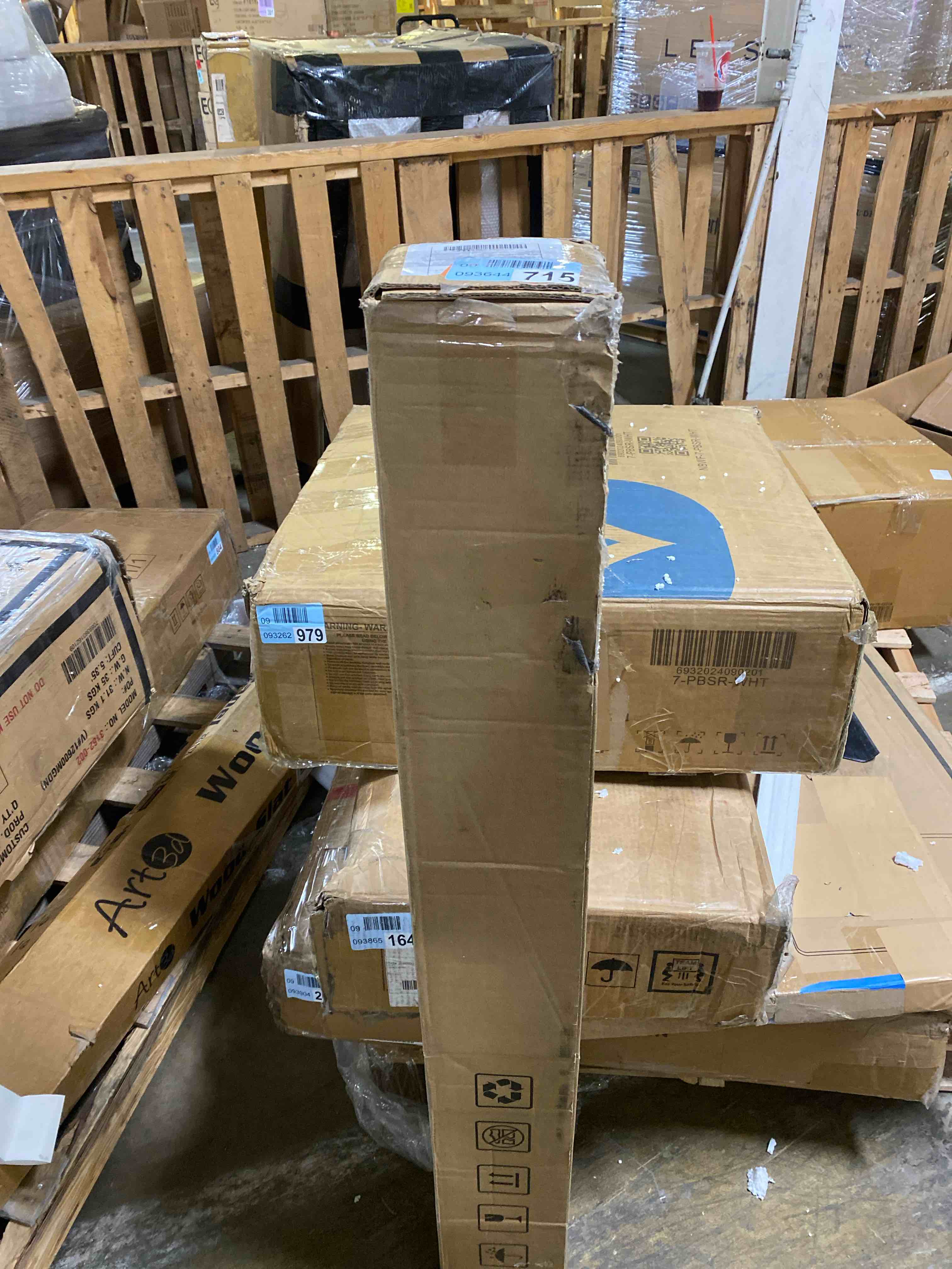 https://s3.amazonaws.com/lotting-images-prod/phillipi/GRA2243466_1779737228132.jpeg