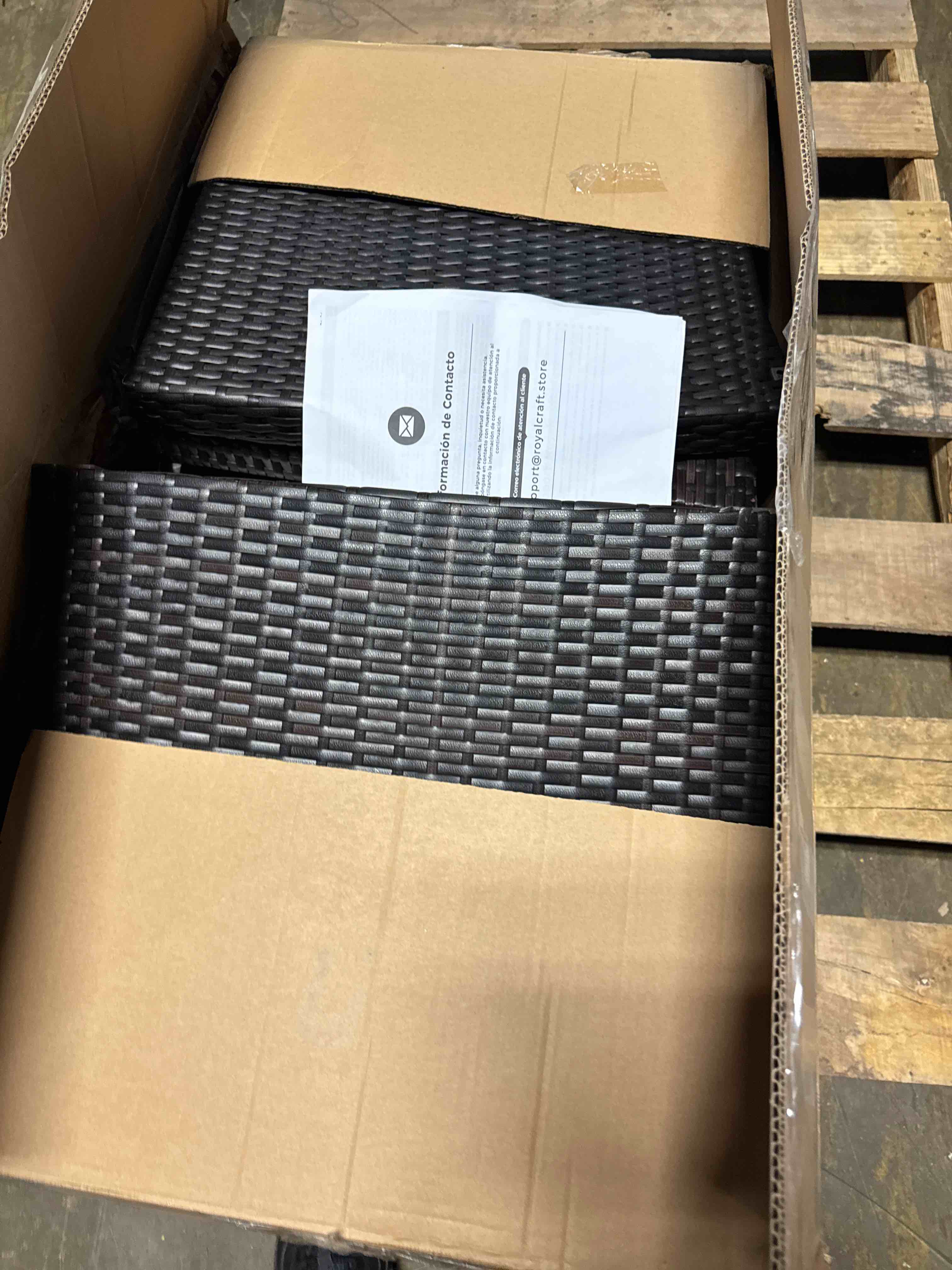 https://s3.amazonaws.com/lotting-images-prod/phillipi/GRA2243525_1779828961095.jpeg